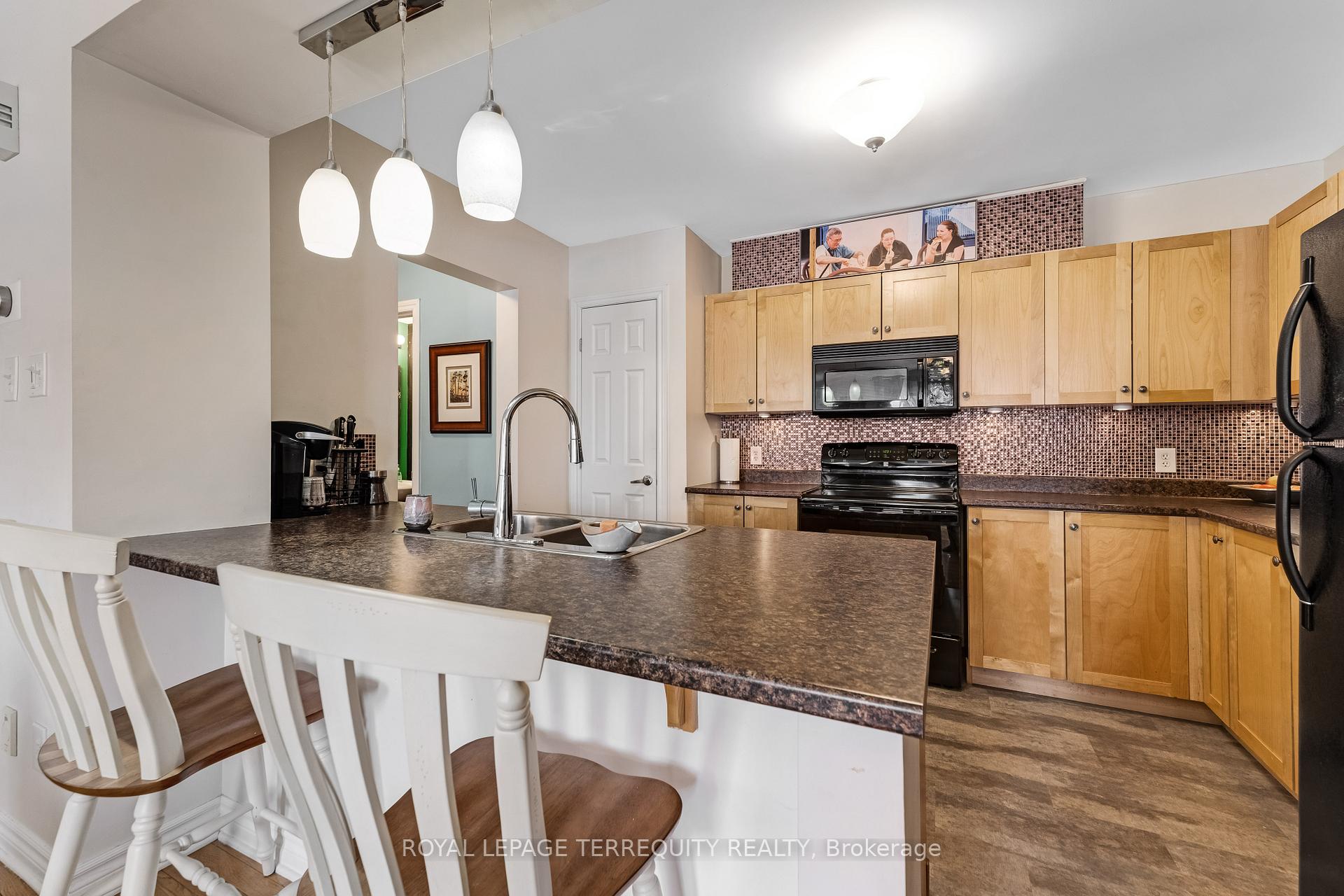 Photo 14 of 1567 Haydon Circle, Ottawa, Barrhaven - Heritage Park — HOMEH