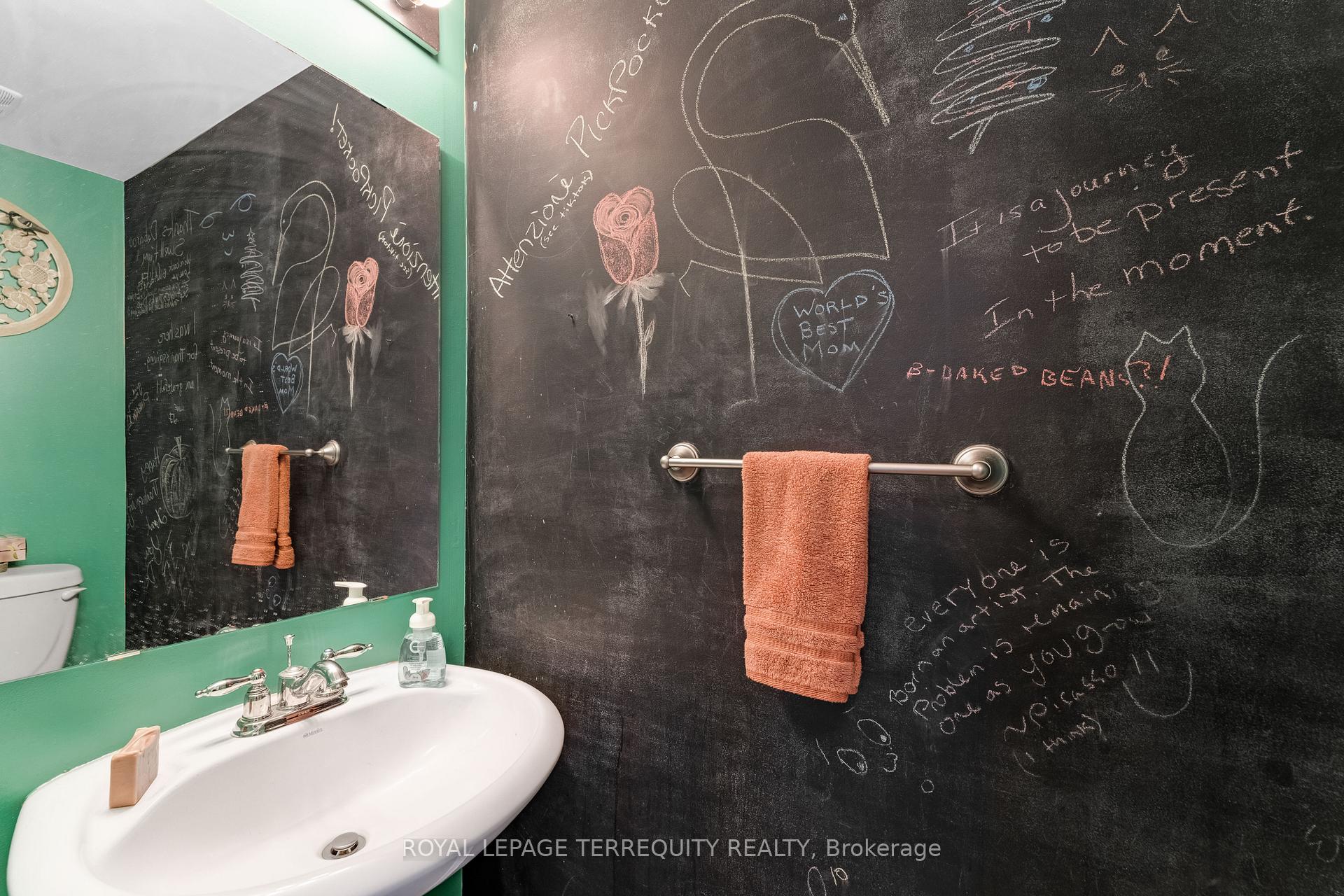 Photo 16 of 1567 Haydon Circle, Ottawa, Barrhaven - Heritage Park — HOMEH