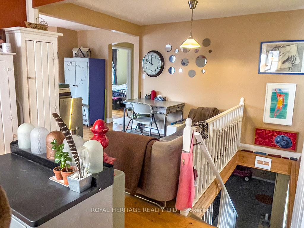 Photo 11 of 71 Wright Avenue, Belleville, Belleville Ward — HOMEH