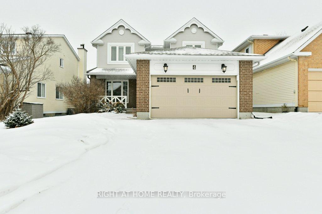 Photo 1 of 4 Seabury Gate, Ottawa, Barrhaven - Cedargrove/Fraserdale — HOMEH