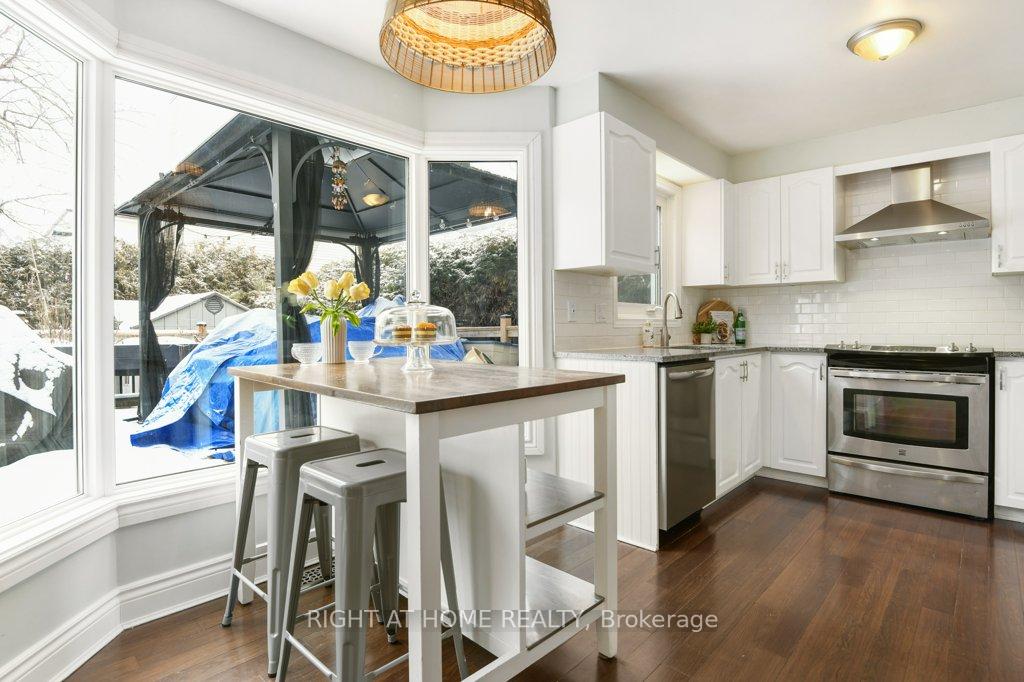 Photo 14 of 4 Seabury Gate, Ottawa, Barrhaven - Cedargrove/Fraserdale — HOMEH
