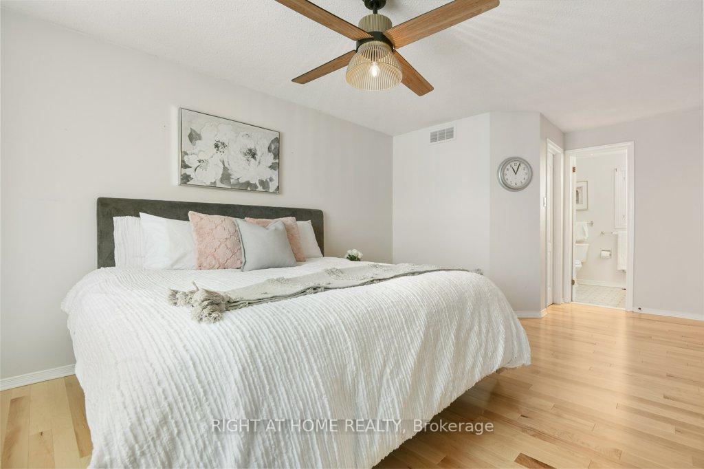 Photo 21 of 4 Seabury Gate, Ottawa, Barrhaven - Cedargrove/Fraserdale — HOMEH