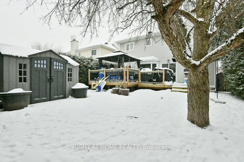 Photo 32 of 4 Seabury Gate, Ottawa, Barrhaven - Cedargrove/Fraserdale — HOMEH