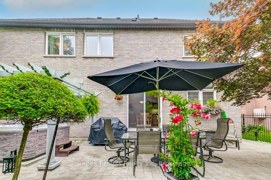 Photo 33 of 2065 William O'Connell Boulevard, Burlington, Rose — HOMEH