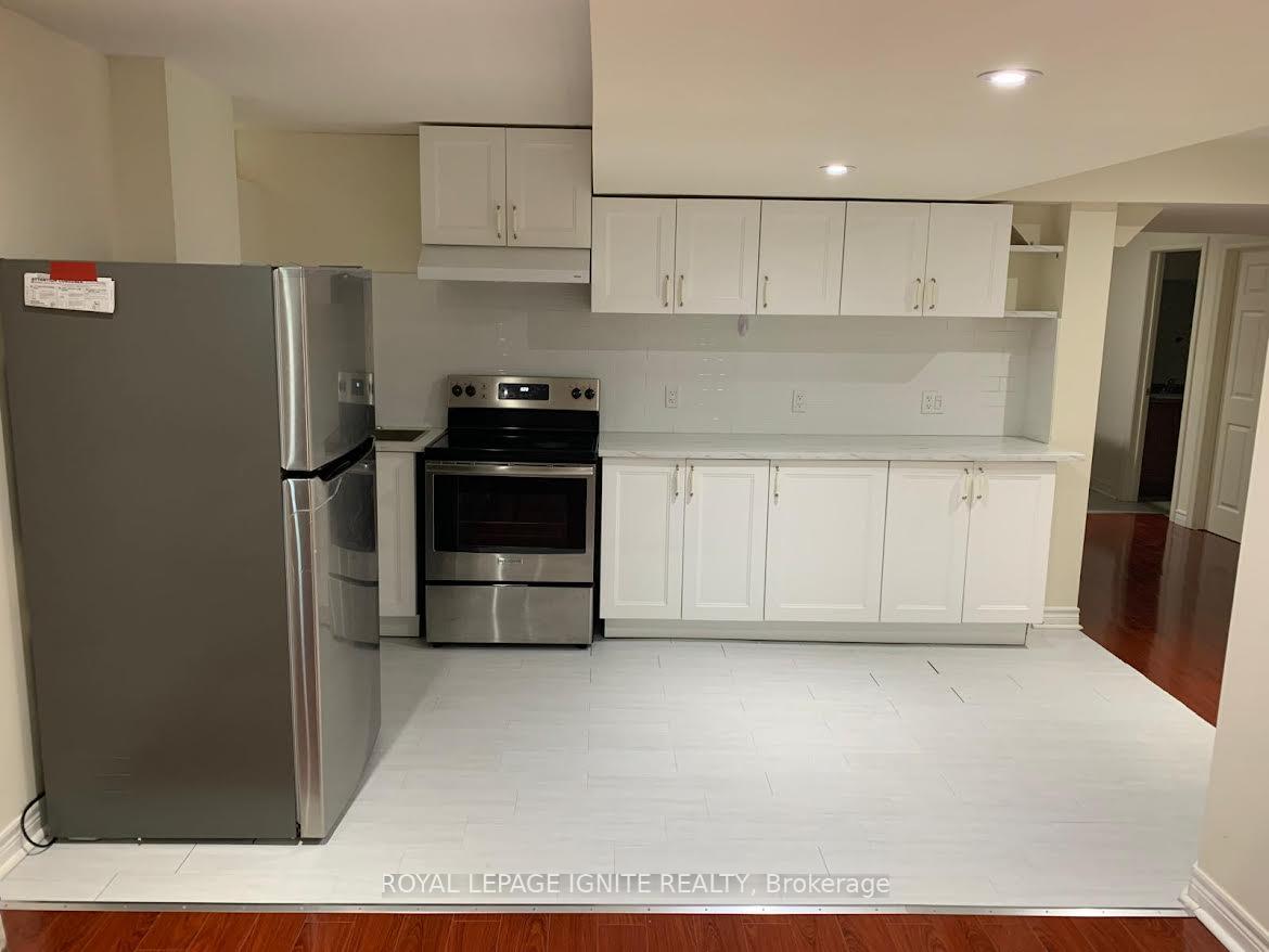 Photo 6 of Unit Basement, 29 Cookview Drive, Brampton, Sandringham-Wellington — HOMEH