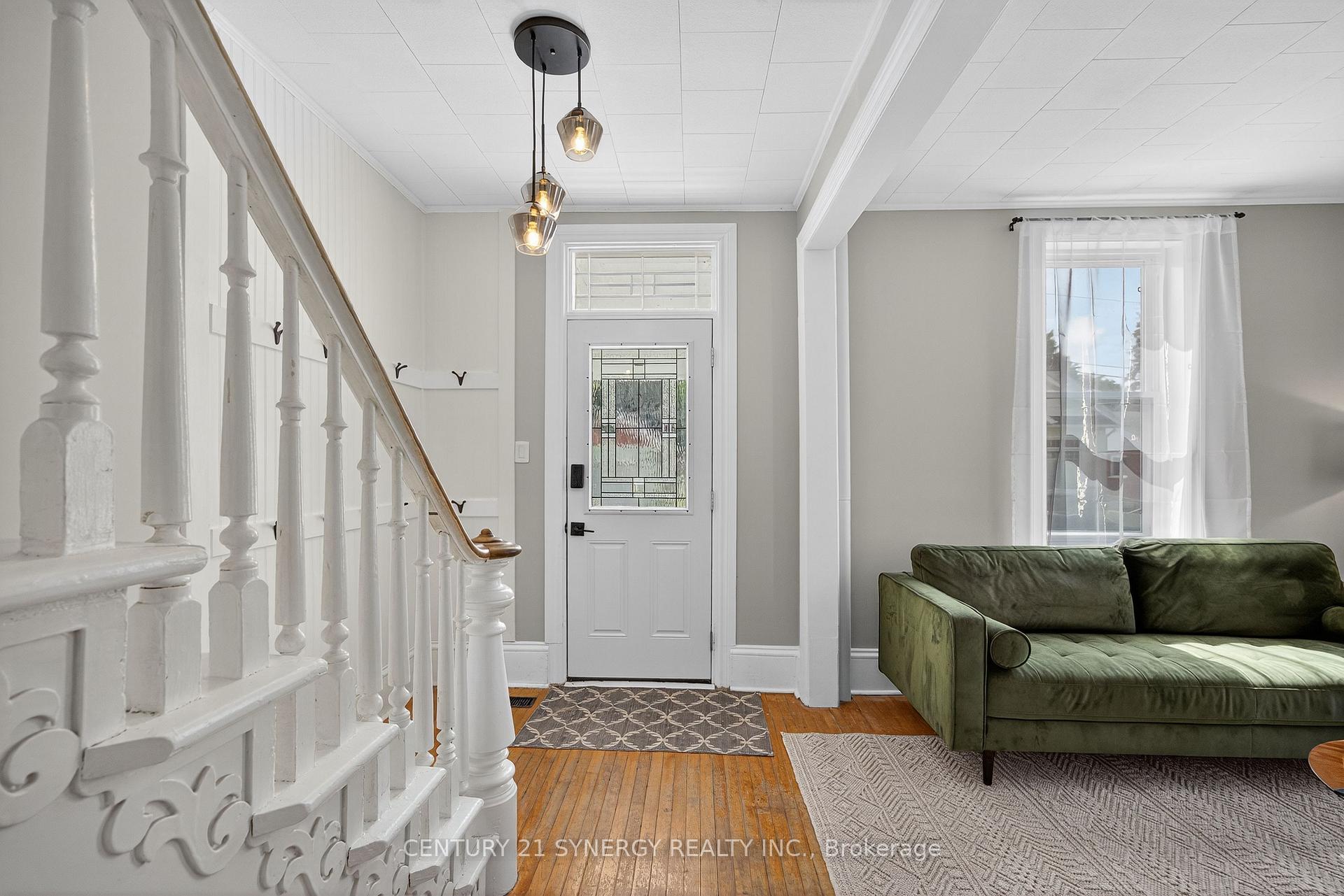 Photo 3 of 153 Charlotte Street, Carleton Place — HOMEH