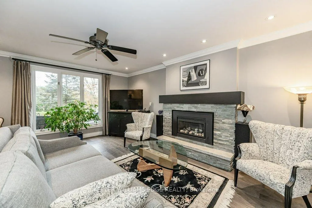 Photo 11 of 682 Westover Road, Hamilton, Rural Flamborough — HOMEH
