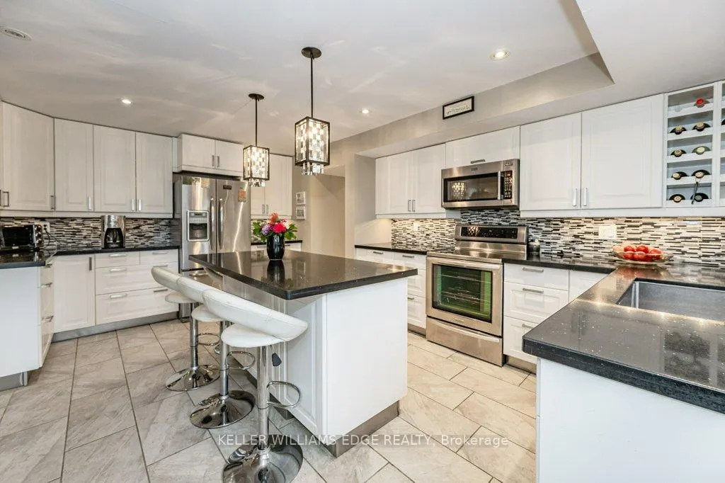 Photo 12 of 682 Westover Road, Hamilton, Rural Flamborough — HOMEH