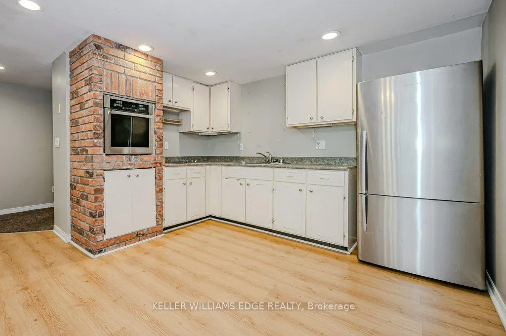 Photo 20 of 682 Westover Road, Hamilton, Rural Flamborough — HOMEH