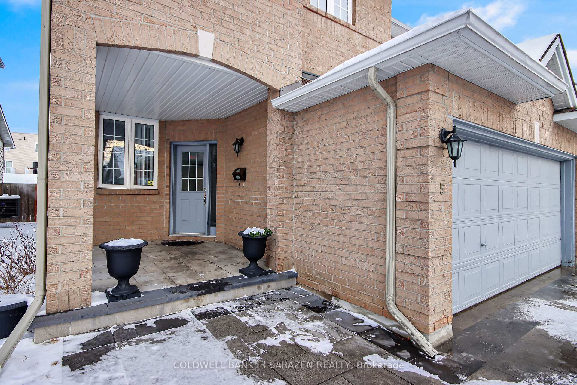 Photo 3 of 5 Whitechapel Crescent, Ottawa, Barrhaven - Longfields — HOMEH