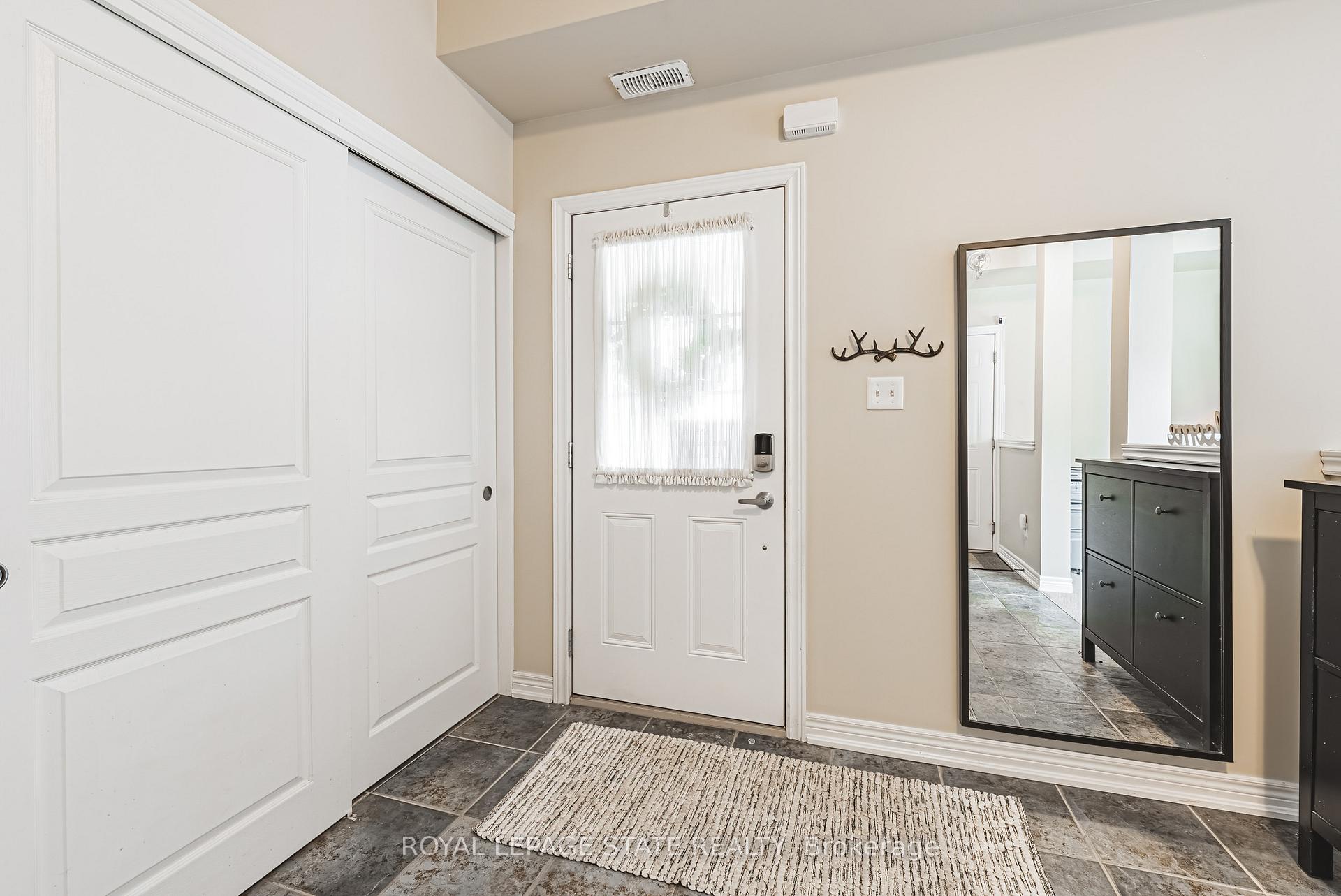 Photo 7 of 623 Mcconachie, Burlington, Shoreacres — HOMEH