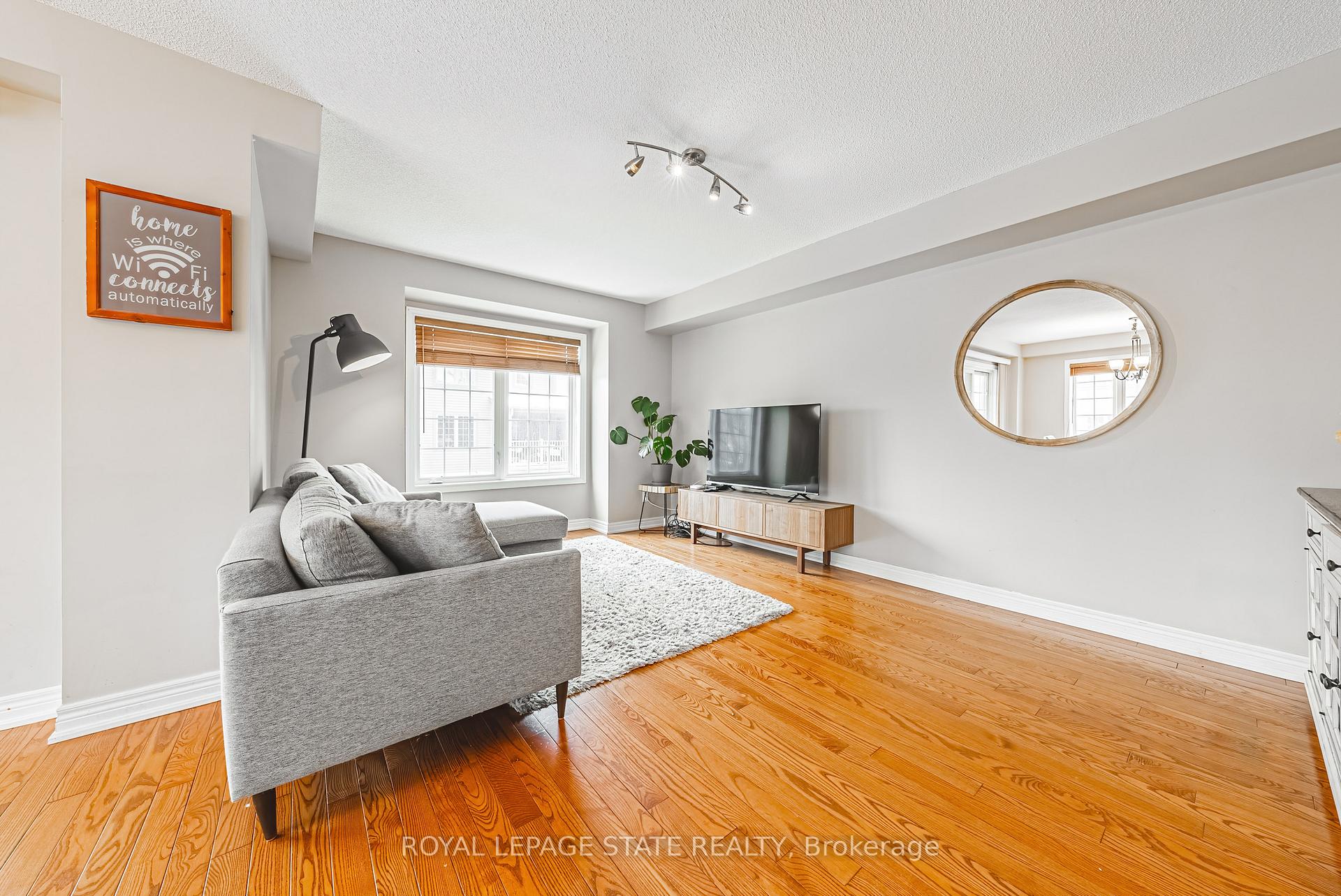 Photo 15 of 623 Mcconachie, Burlington, Shoreacres — HOMEH