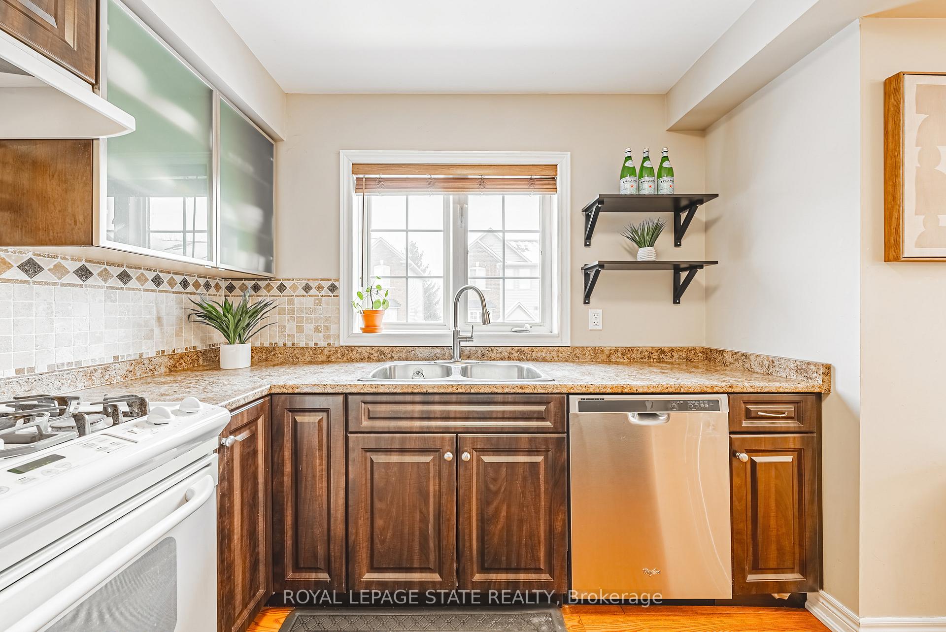 Photo 26 of 623 Mcconachie, Burlington, Shoreacres — HOMEH