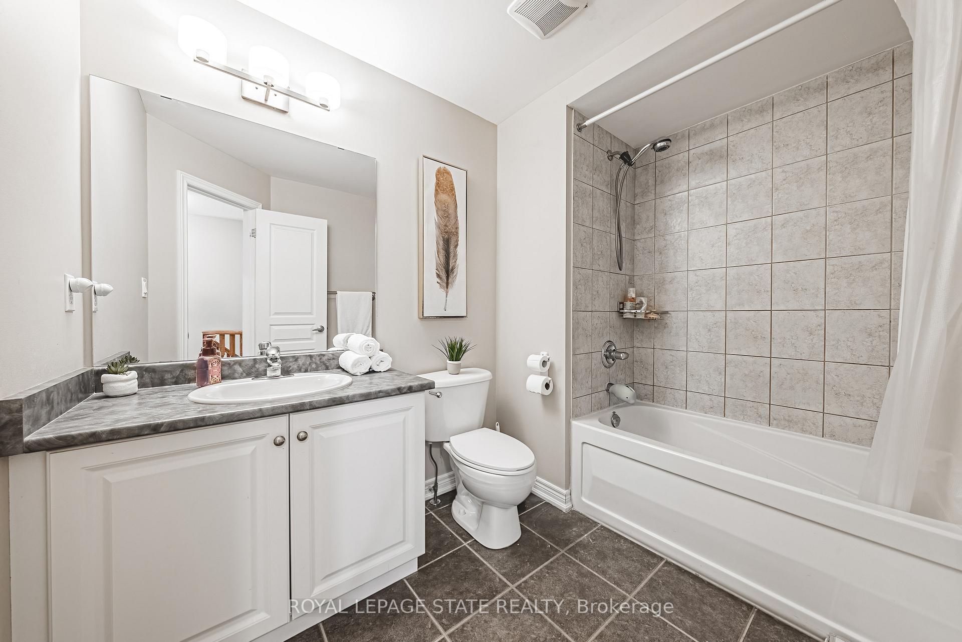 Photo 36 of 623 Mcconachie, Burlington, Shoreacres — HOMEH