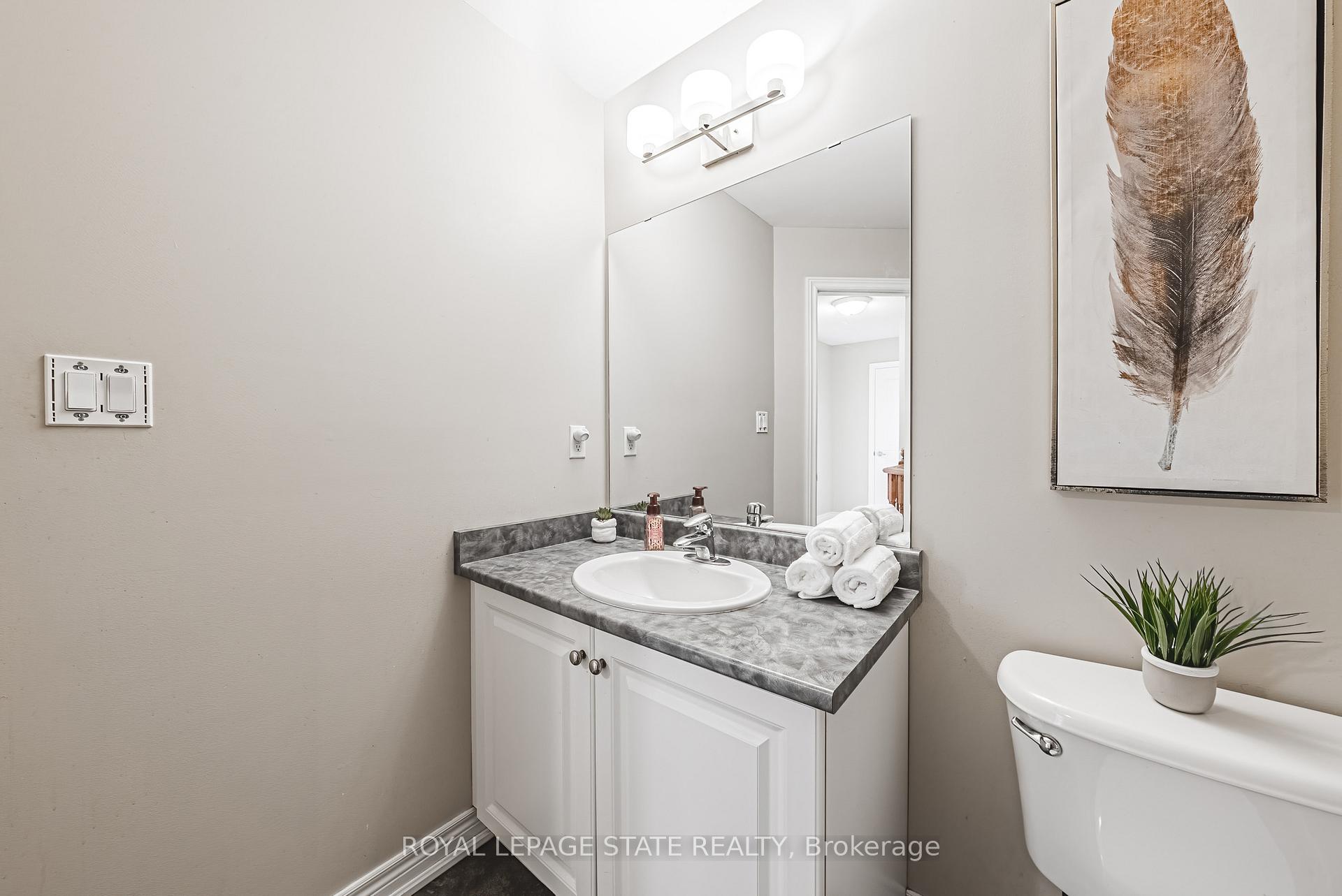 Photo 37 of 623 Mcconachie, Burlington, Shoreacres — HOMEH