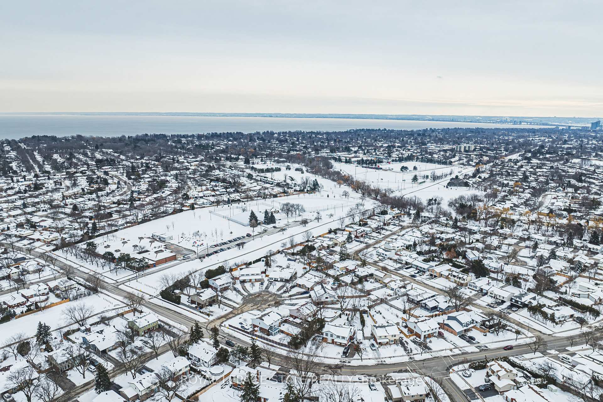 Photo 46 of 623 Mcconachie, Burlington, Shoreacres — HOMEH