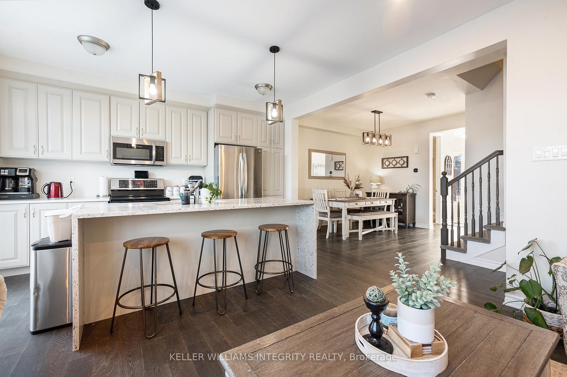 Photo 8 of 333 Aphelion Crescent, Ottawa, Barrhaven - Half Moon Bay — HOMEH