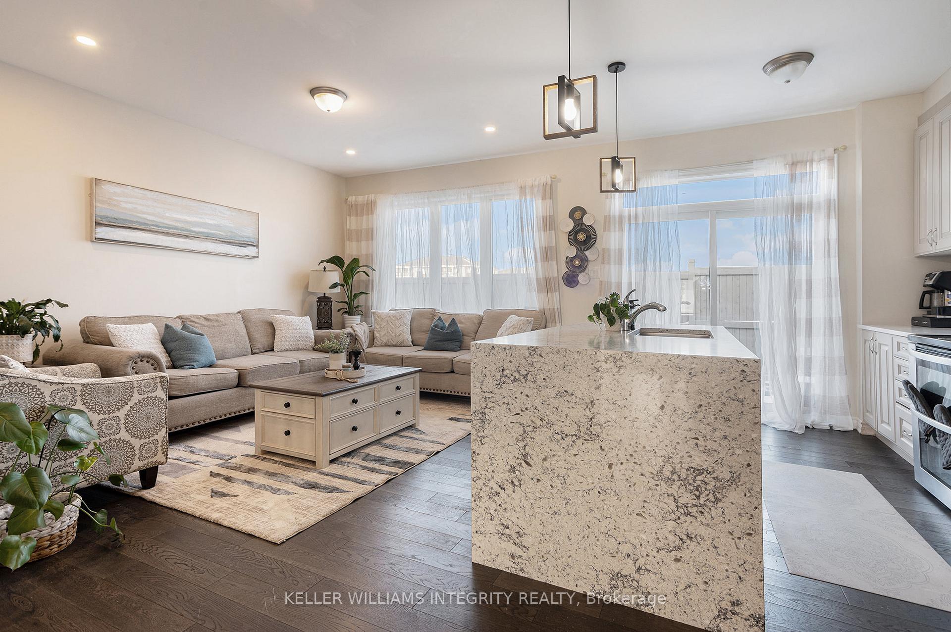 Photo 12 of 333 Aphelion Crescent, Ottawa, Barrhaven - Half Moon Bay — HOMEH