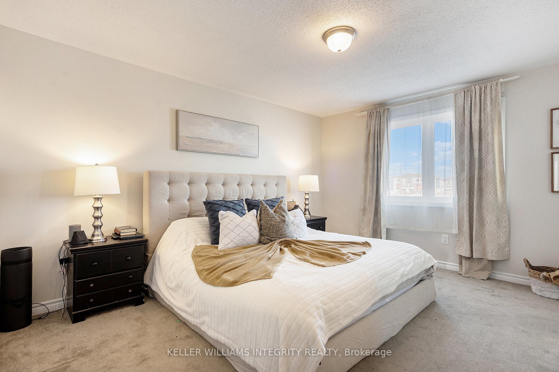 Photo 15 of 333 Aphelion Crescent, Ottawa, Barrhaven - Half Moon Bay — HOMEH