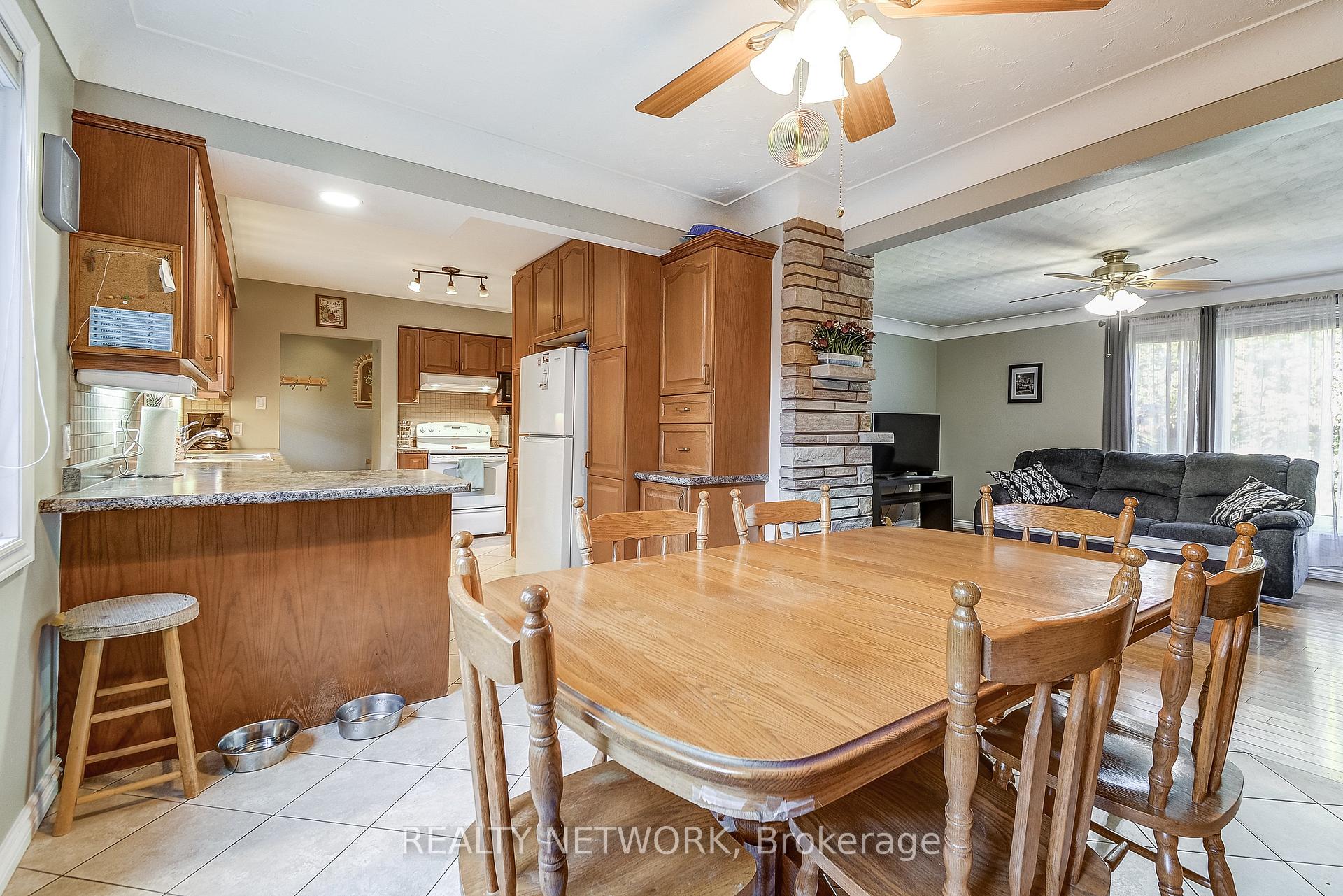 Photo 15 of 68 Aldercrest Avenue, Hamilton, Allison — HOMEH