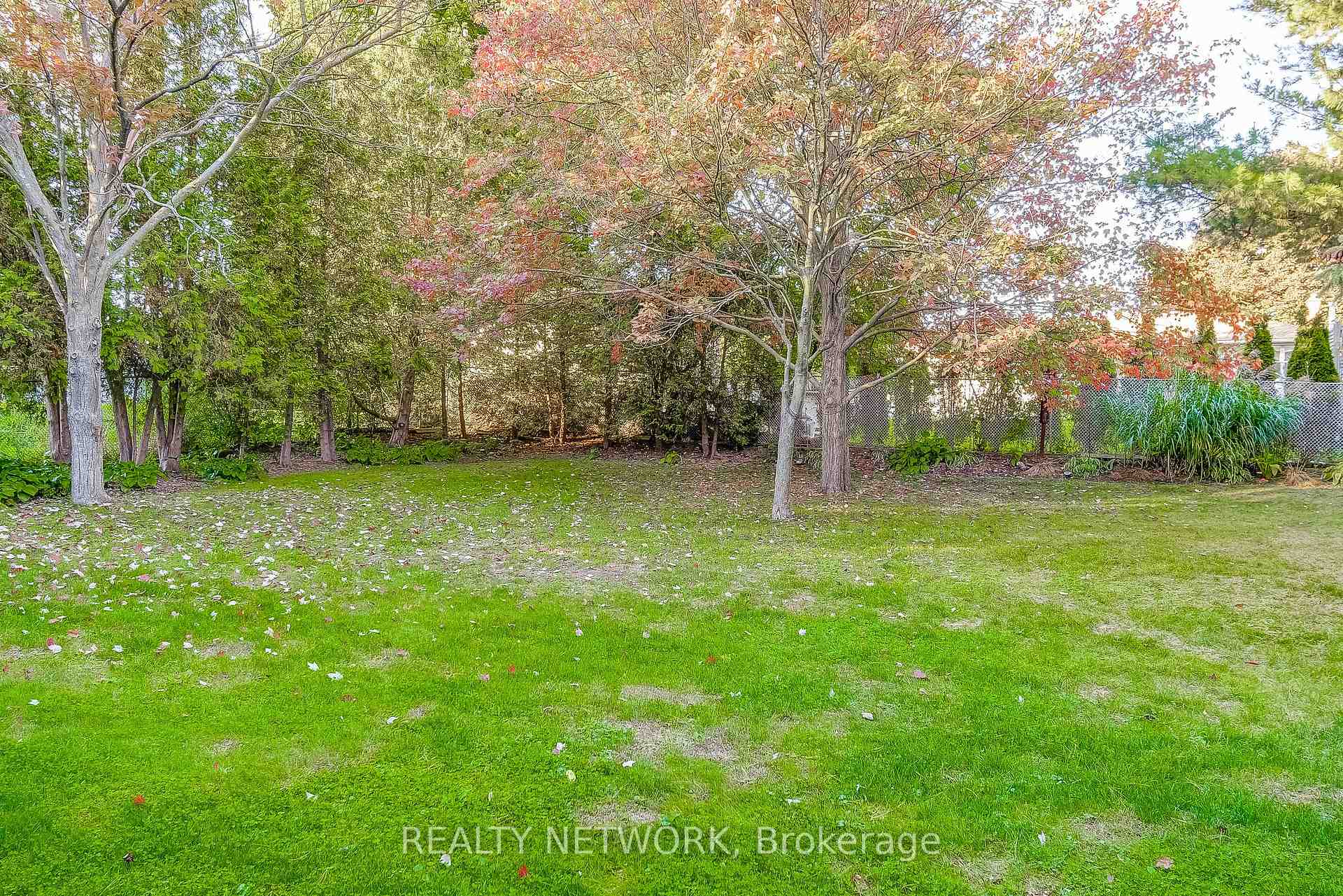Photo 40 of 68 Aldercrest Avenue, Hamilton, Allison — HOMEH