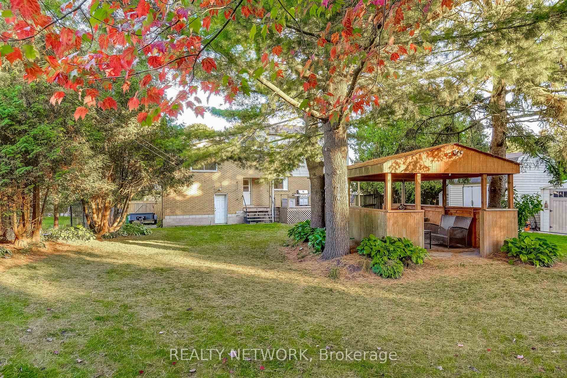 Photo 43 of 68 Aldercrest Avenue, Hamilton, Allison — HOMEH