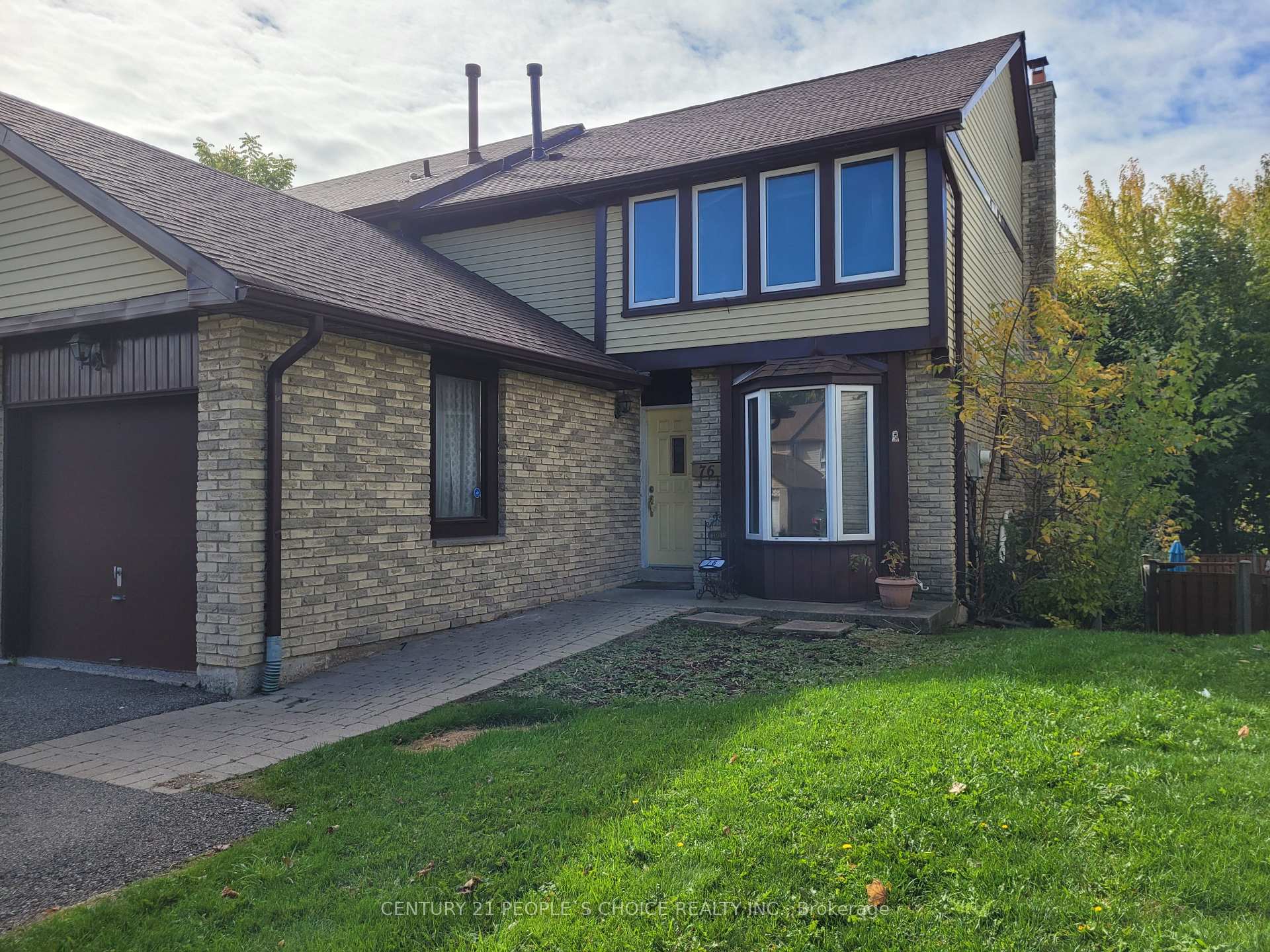 Photo 2 of 76 Elmvale Avenue, Brampton, Heart Lake West — HOMEH
