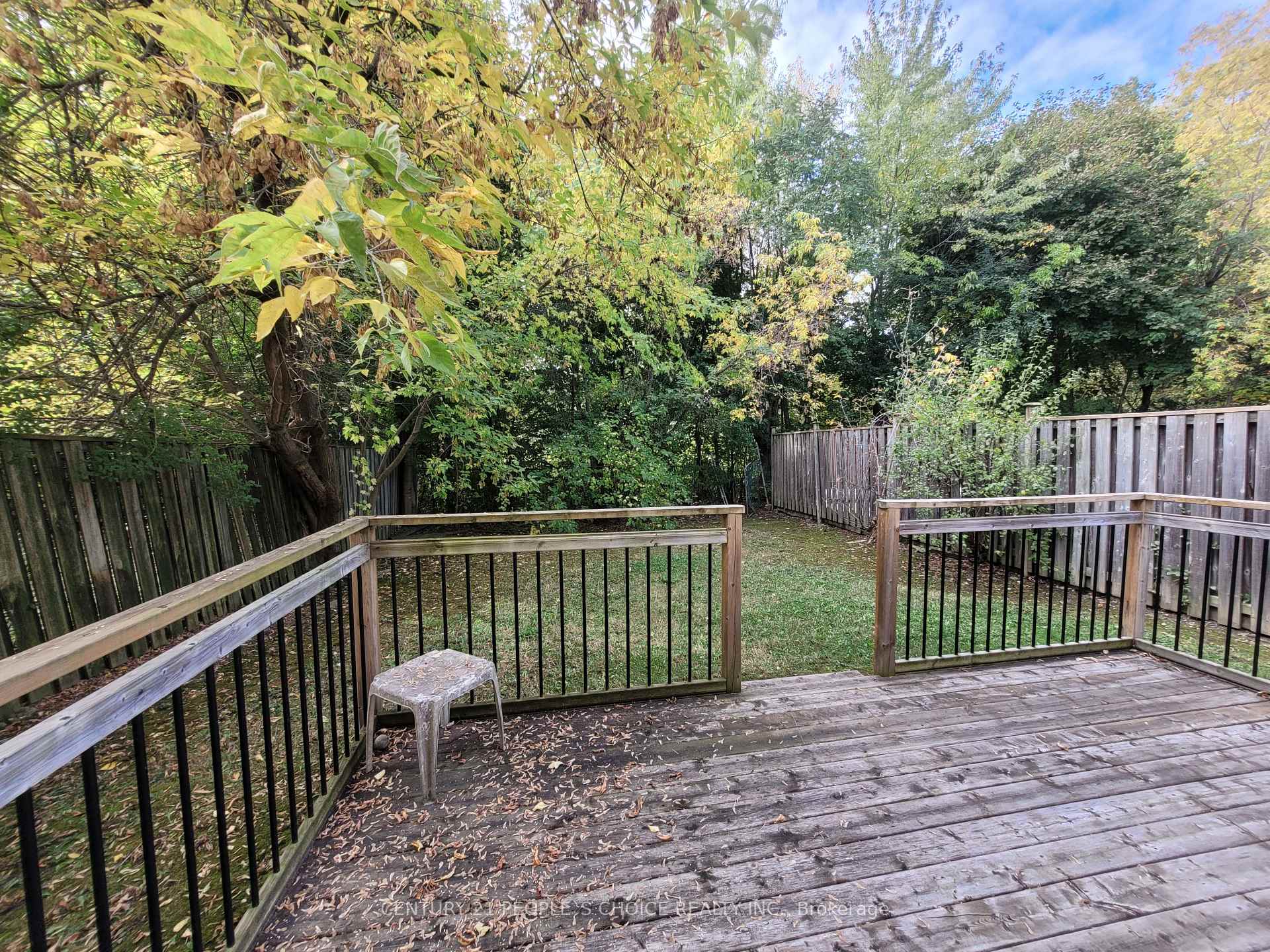 Photo 8 of 76 Elmvale Avenue, Brampton, Heart Lake West — HOMEH
