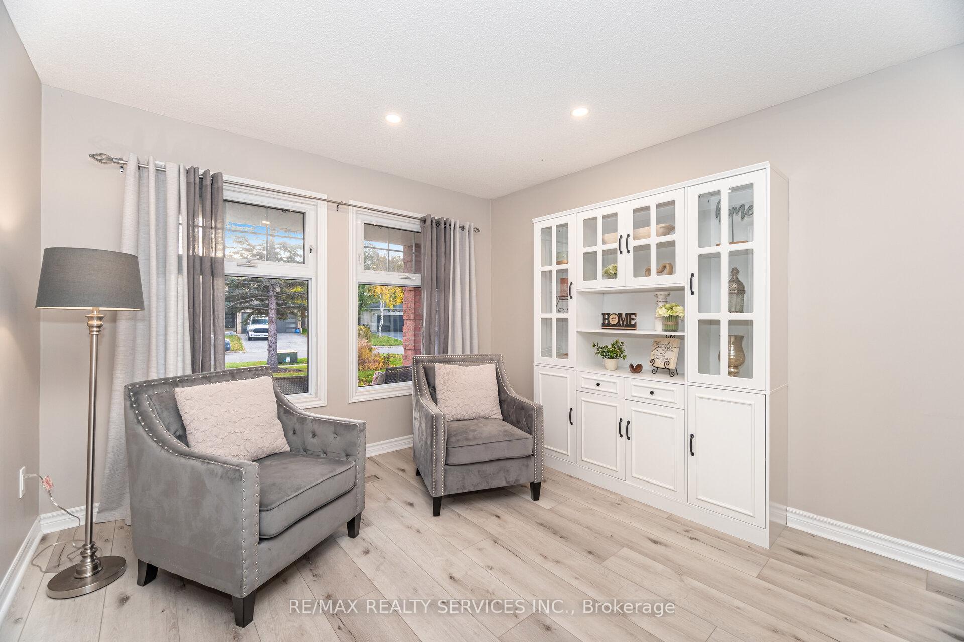 Photo 8 of 25 Deer Valley Drive, Caledon, Bolton West — HOMEH