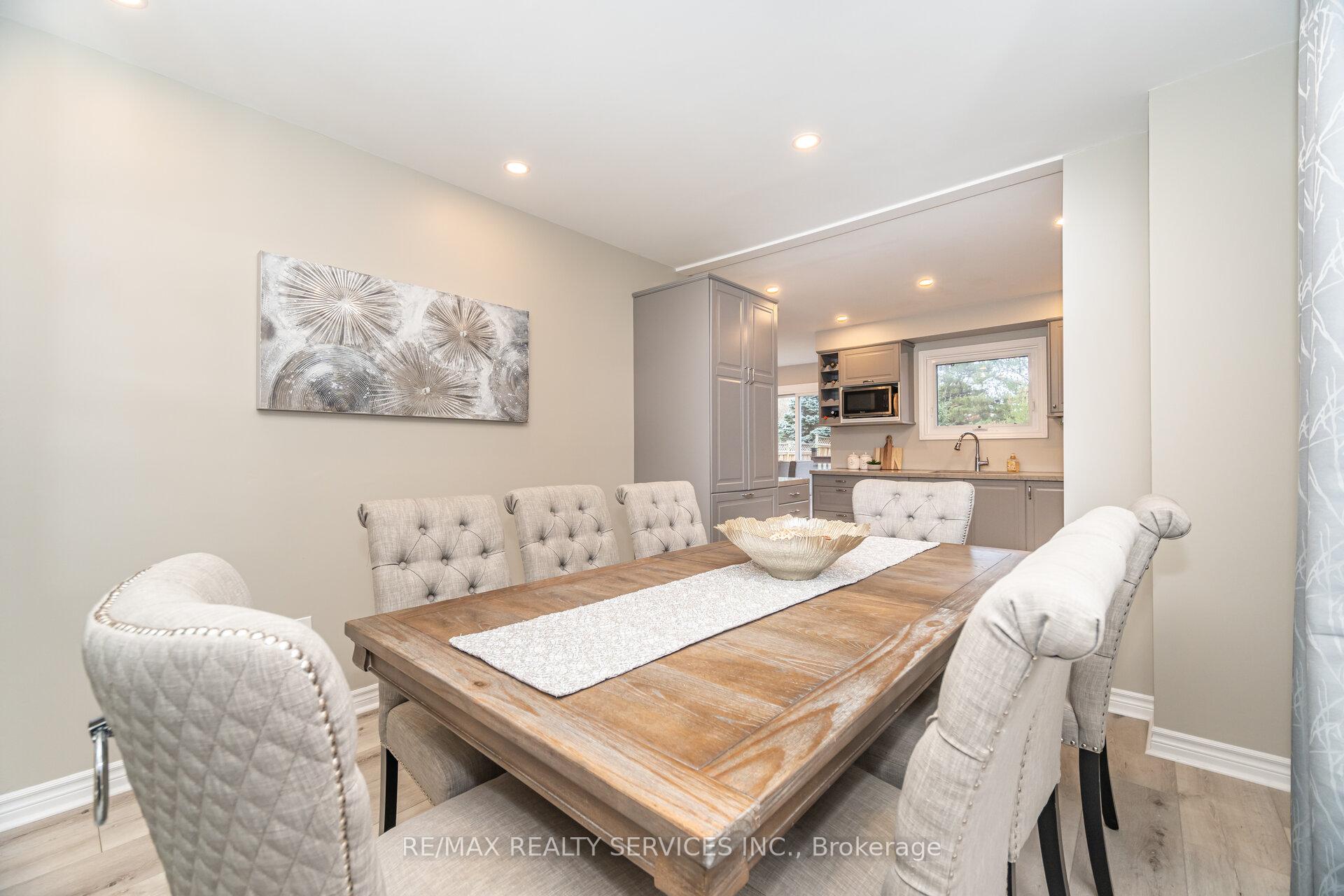 Photo 14 of 25 Deer Valley Drive, Caledon, Bolton West — HOMEH