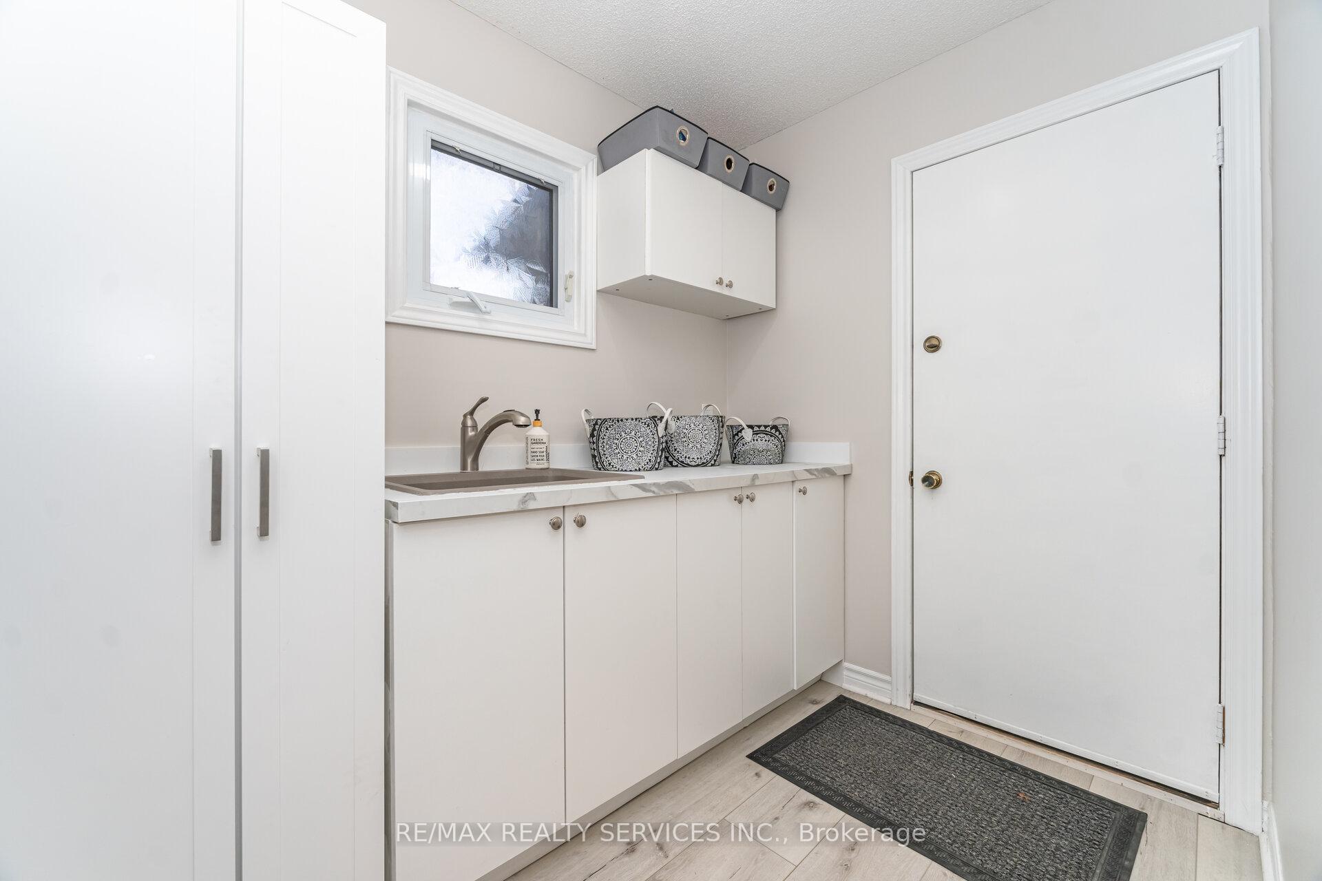 Photo 20 of 25 Deer Valley Drive, Caledon, Bolton West — HOMEH