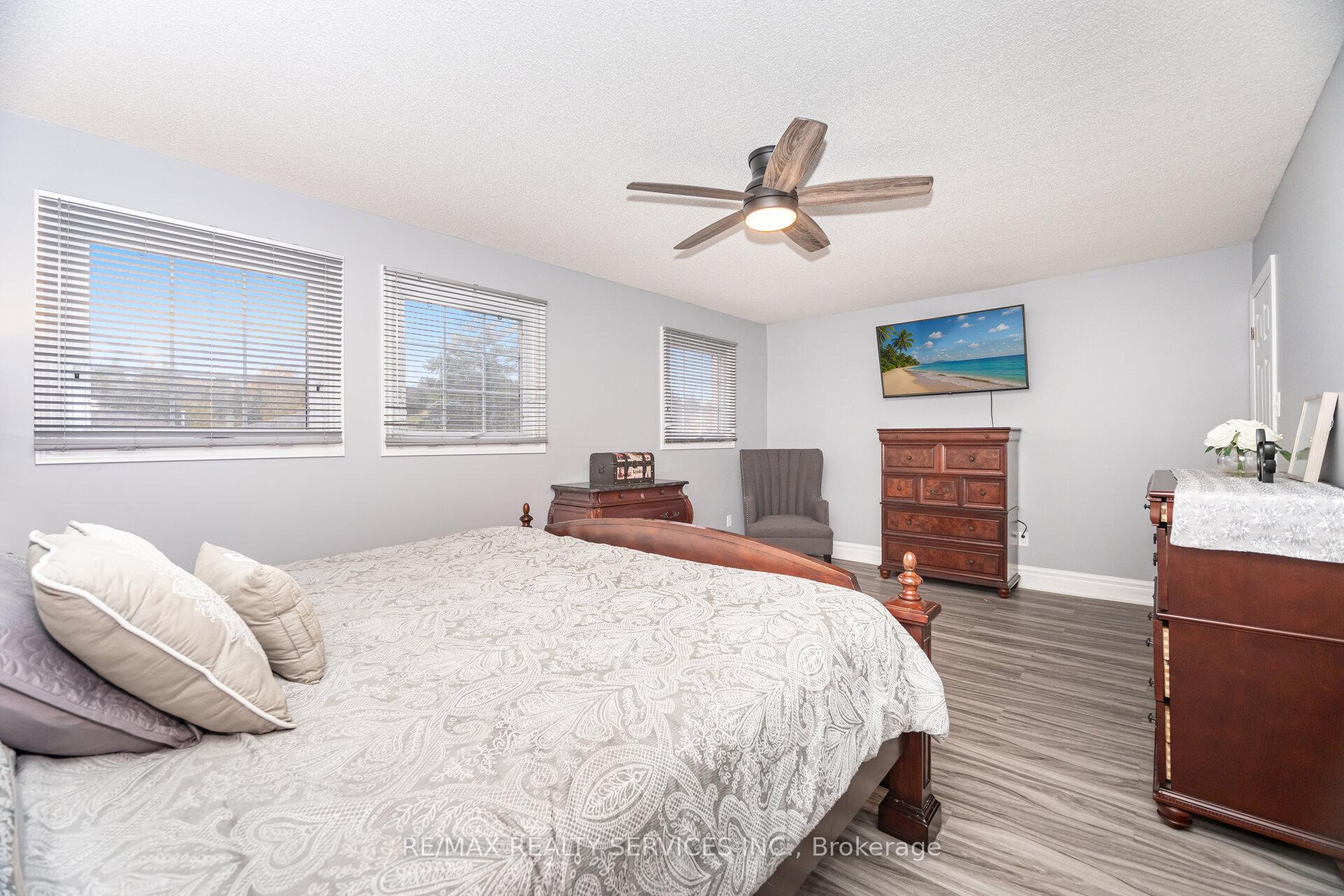 Photo 41 of 25 Deer Valley Drive, Caledon, Bolton West — HOMEH