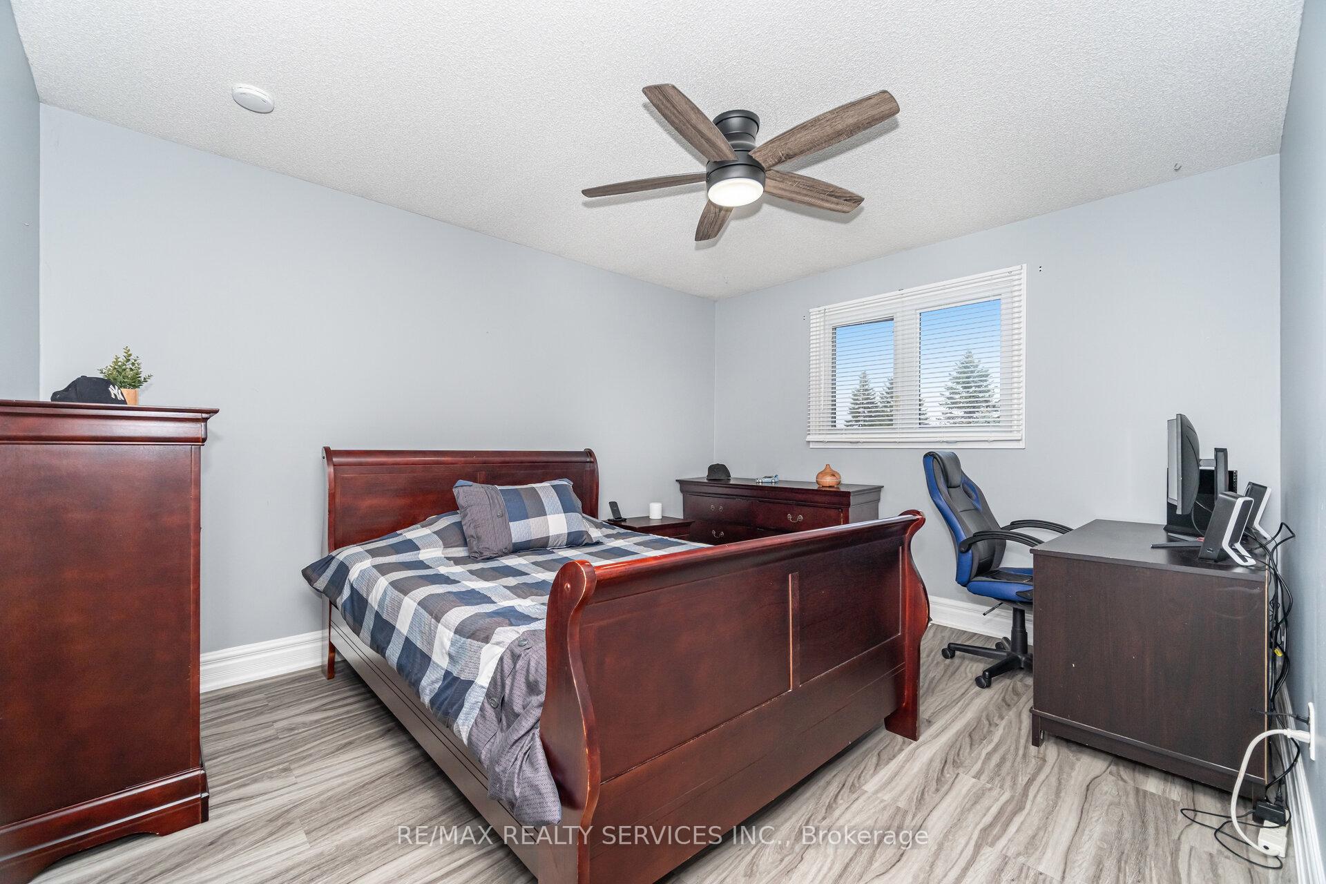 Photo 28 of 25 Deer Valley Drive, Caledon, Bolton West — HOMEH