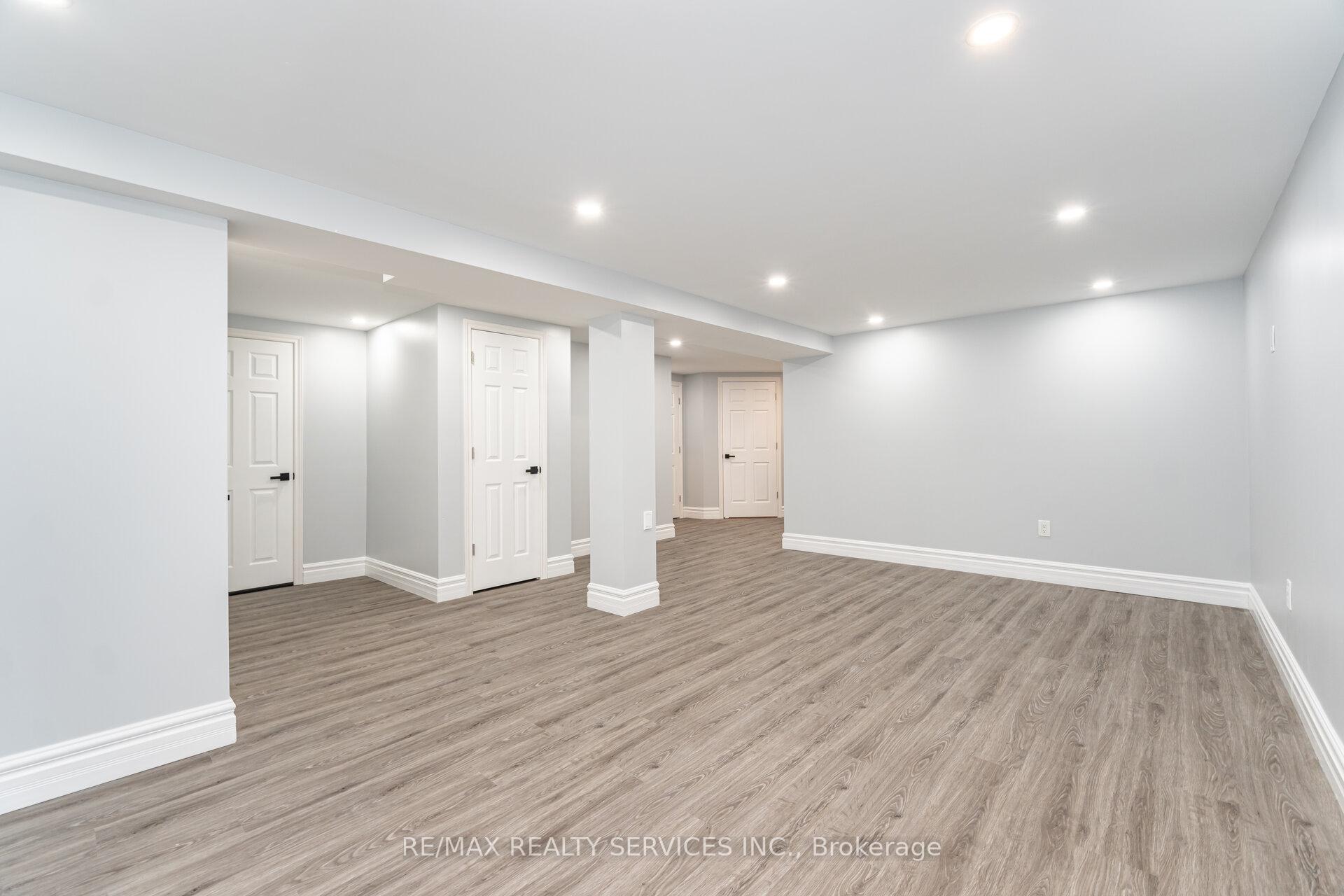 Photo 37 of 25 Deer Valley Drive, Caledon, Bolton West — HOMEH