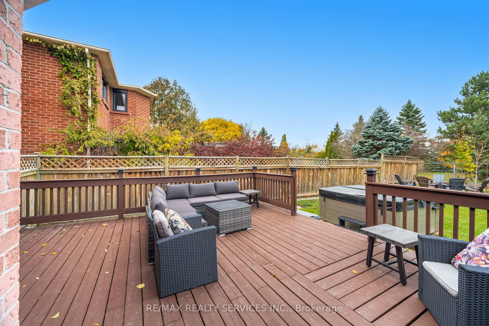 Photo 48 of 25 Deer Valley Drive, Caledon, Bolton West — HOMEH