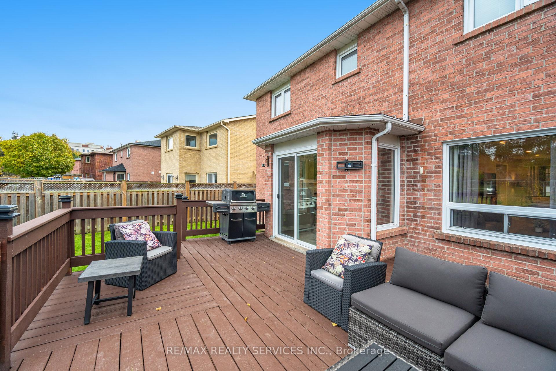 Photo 43 of 25 Deer Valley Drive, Caledon, Bolton West — HOMEH
