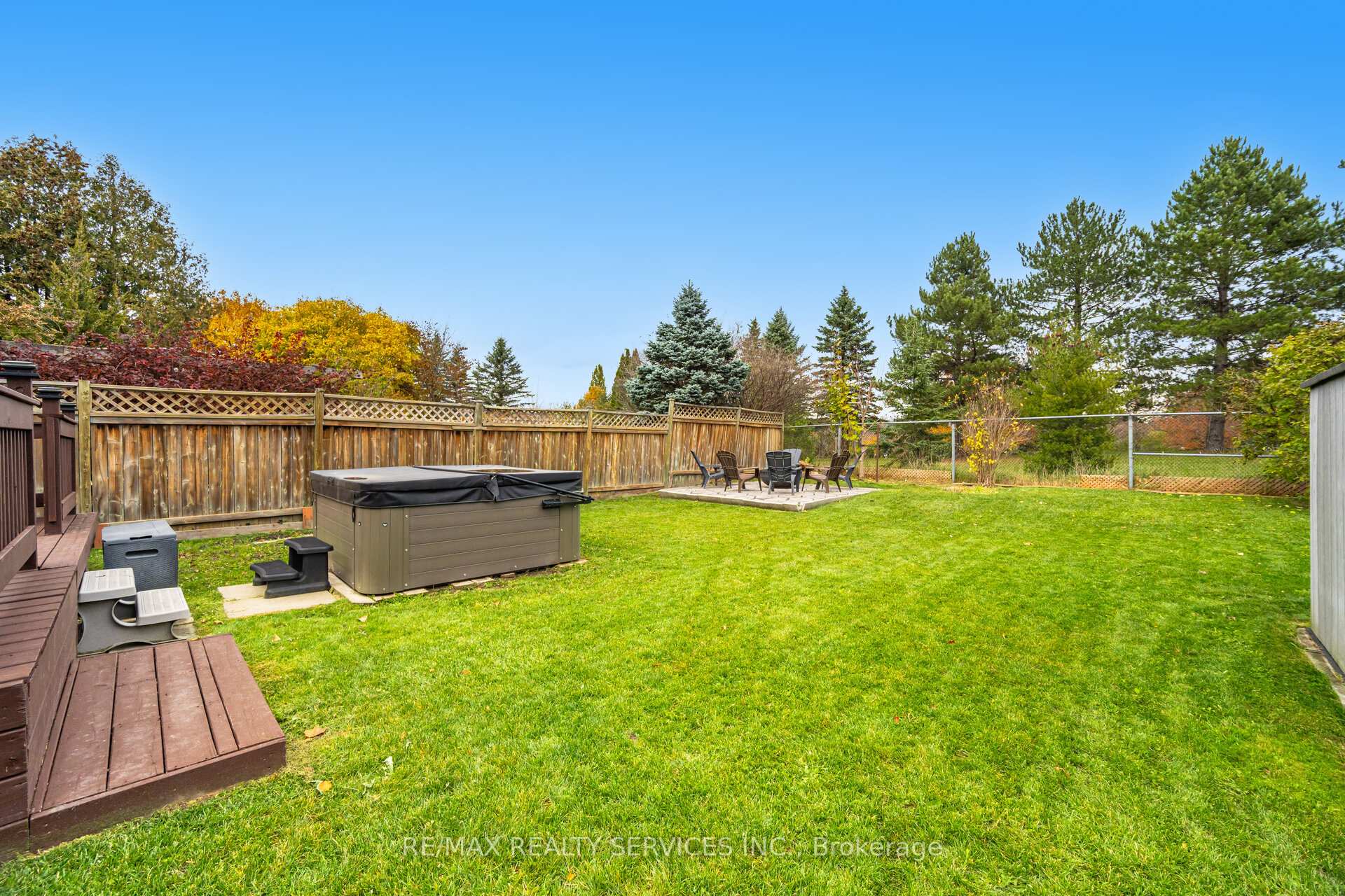 Photo 46 of 25 Deer Valley Drive, Caledon, Bolton West — HOMEH