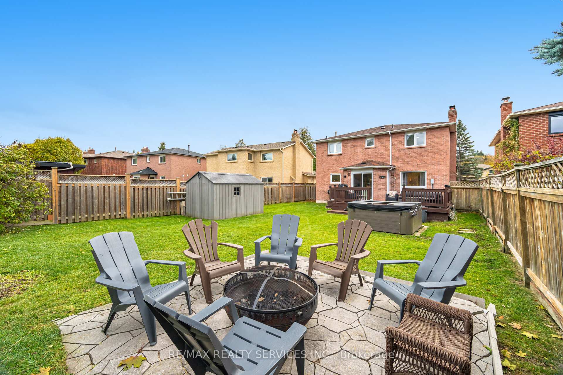 Photo 45 of 25 Deer Valley Drive, Caledon, Bolton West — HOMEH