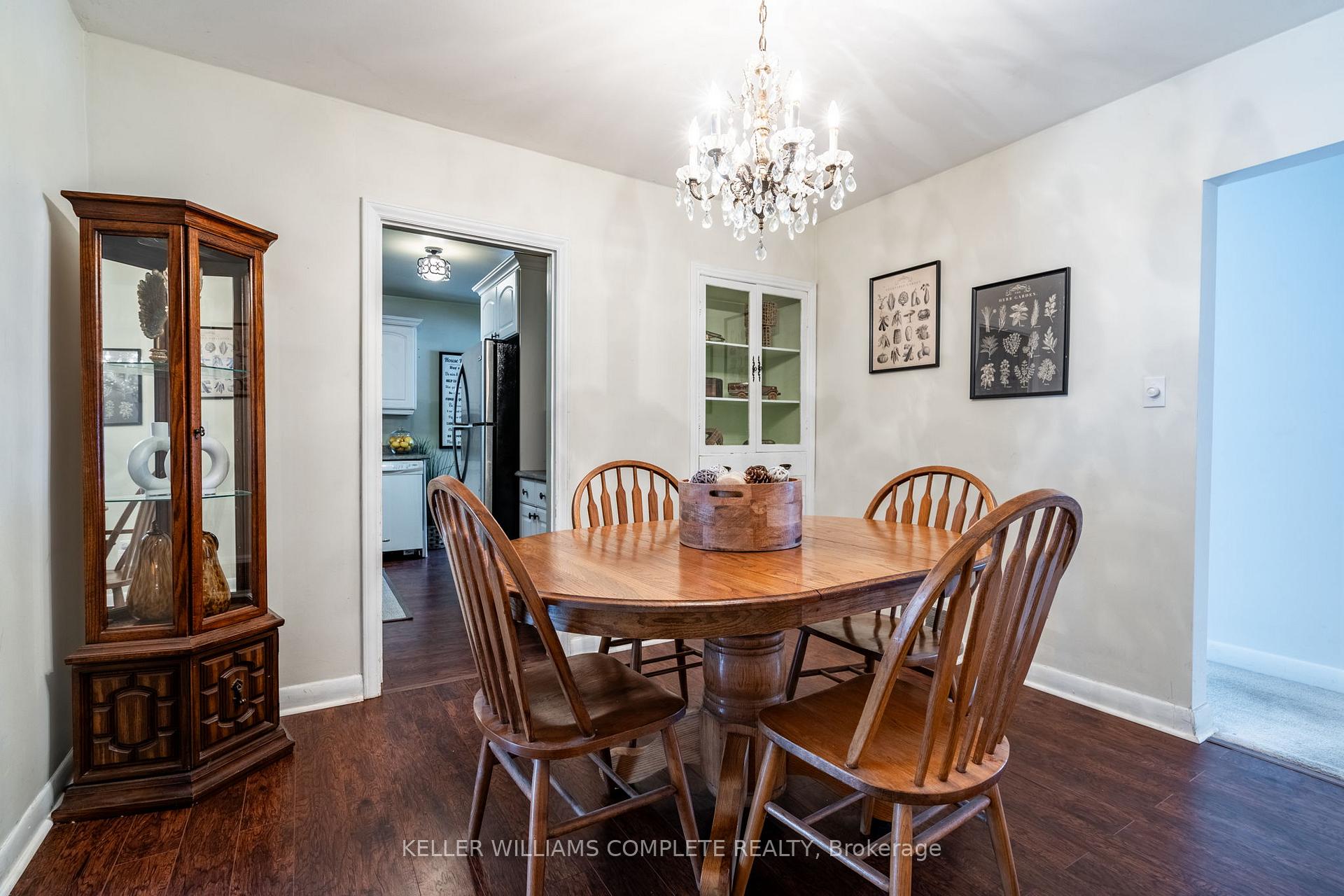 Photo 8 of 520 Bridgman Avenue, Burlington, Brant — HOMEH