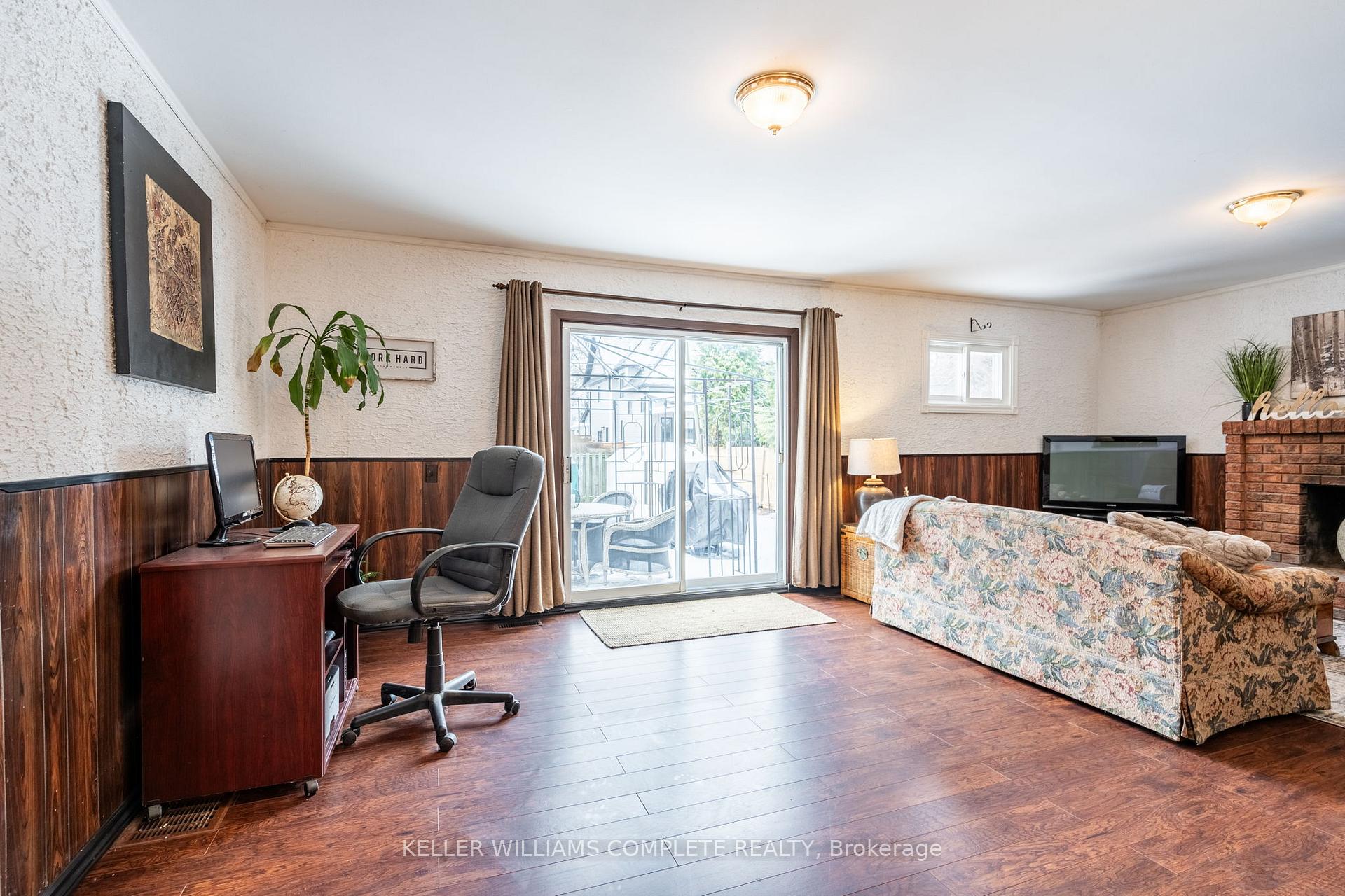 Photo 10 of 520 Bridgman Avenue, Burlington, Brant — HOMEH