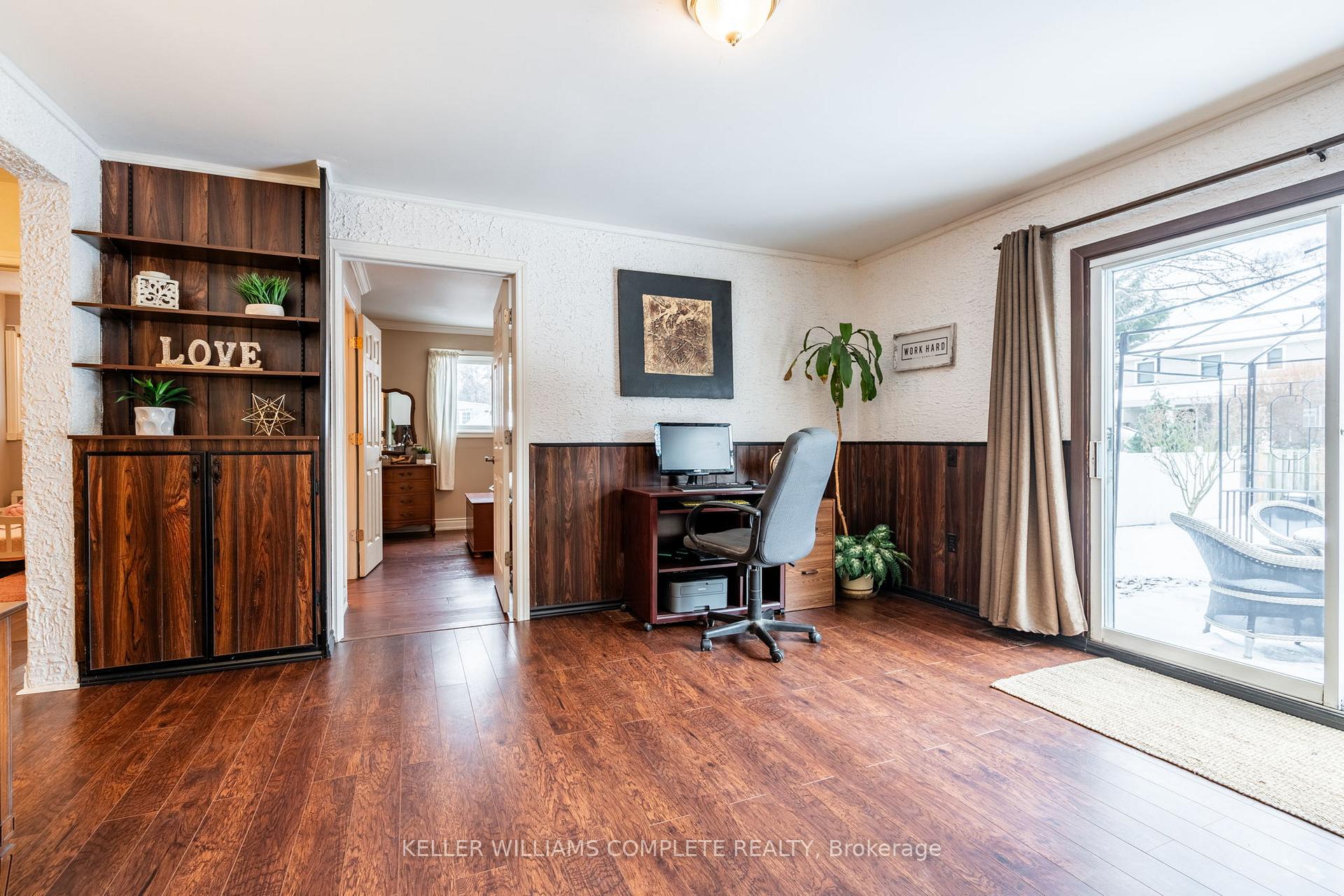 Photo 13 of 520 Bridgman Avenue, Burlington, Brant — HOMEH