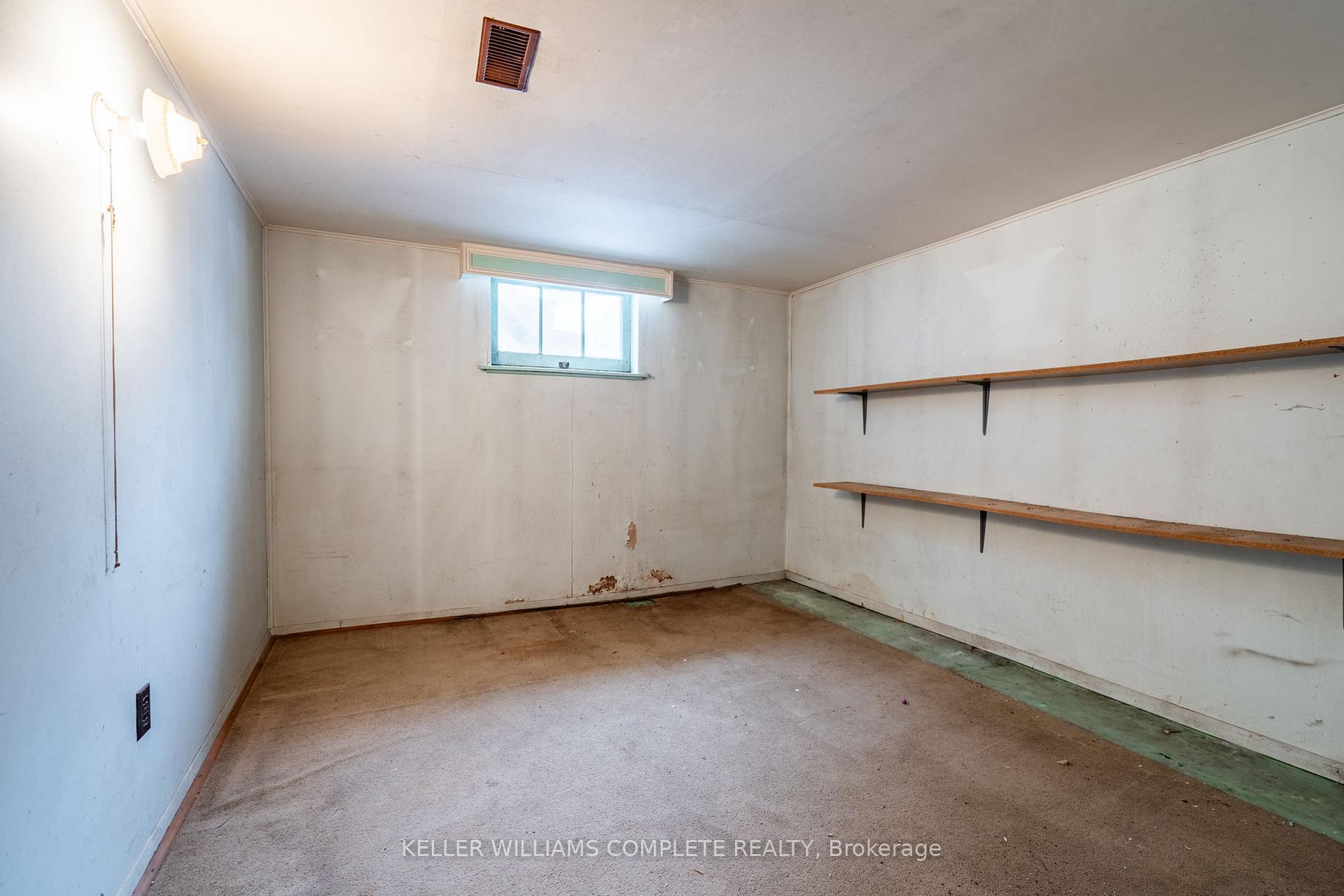 Photo 24 of 520 Bridgman Avenue, Burlington, Brant — HOMEH