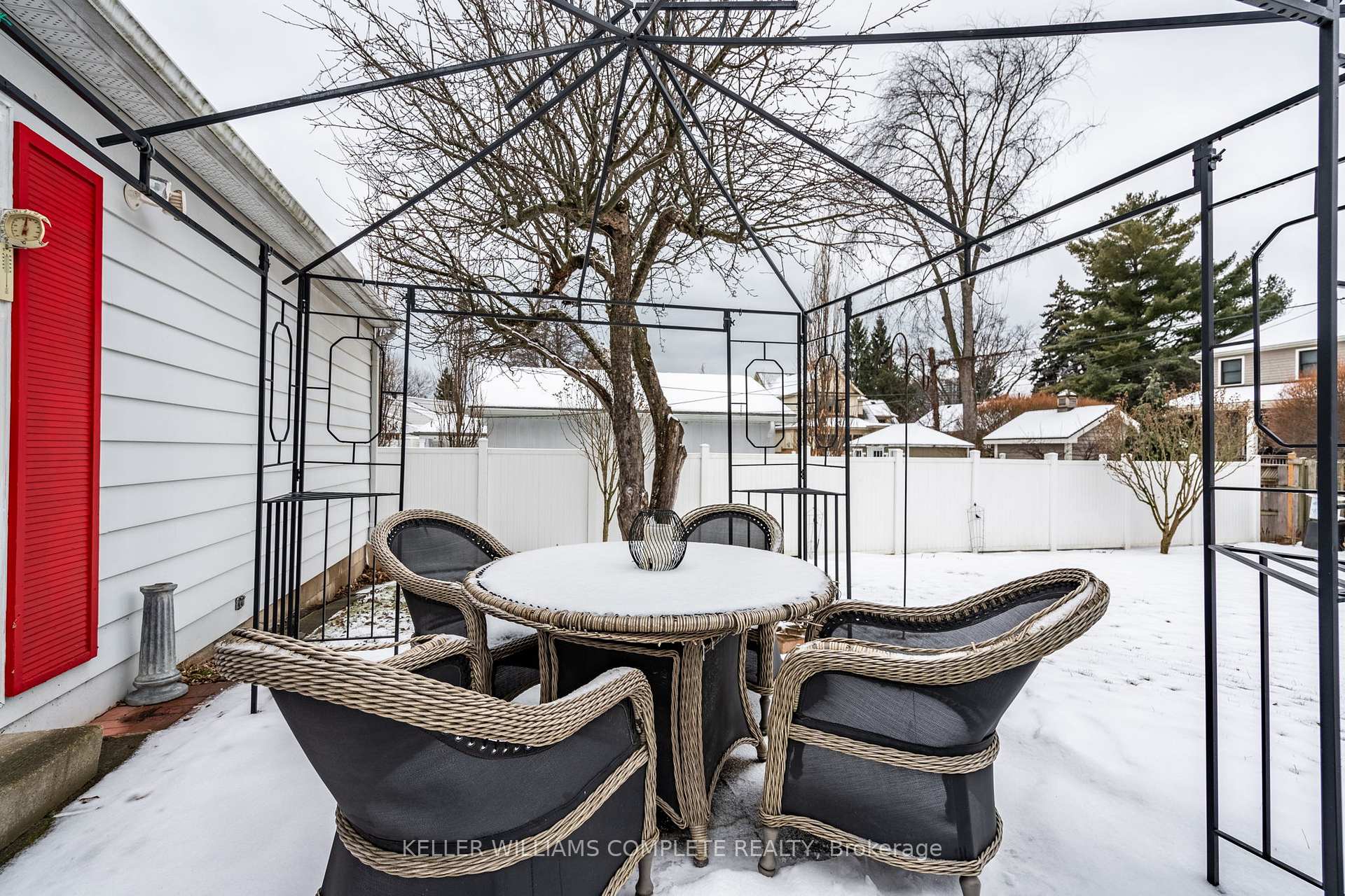 Photo 28 of 520 Bridgman Avenue, Burlington, Brant — HOMEH