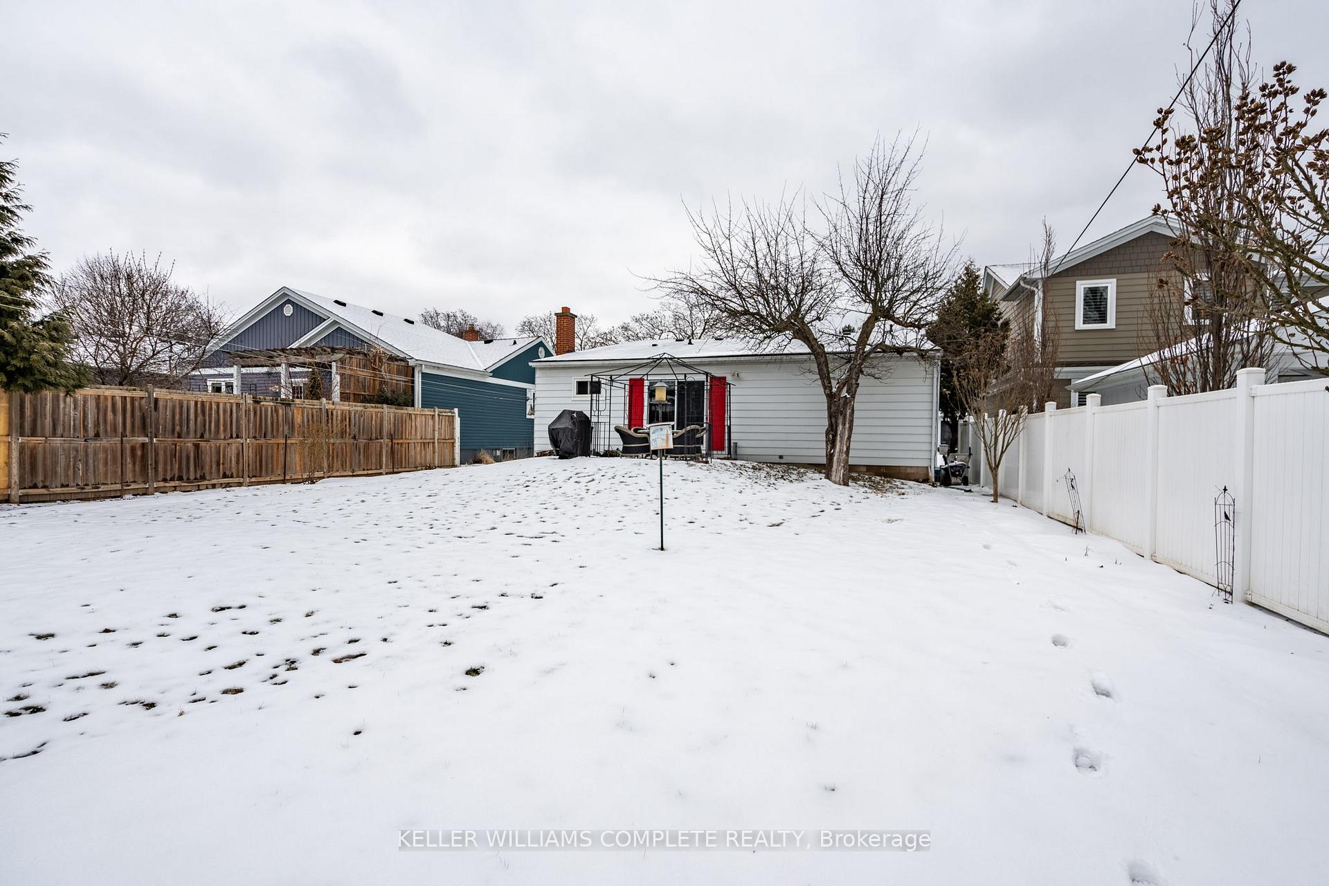 Photo 30 of 520 Bridgman Avenue, Burlington, Brant — HOMEH