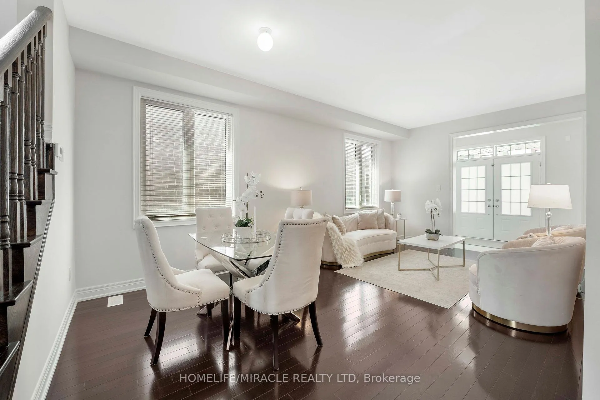 Photo 6 of 181 Boone Crescent, Vaughan, Kleinburg — HOMEH