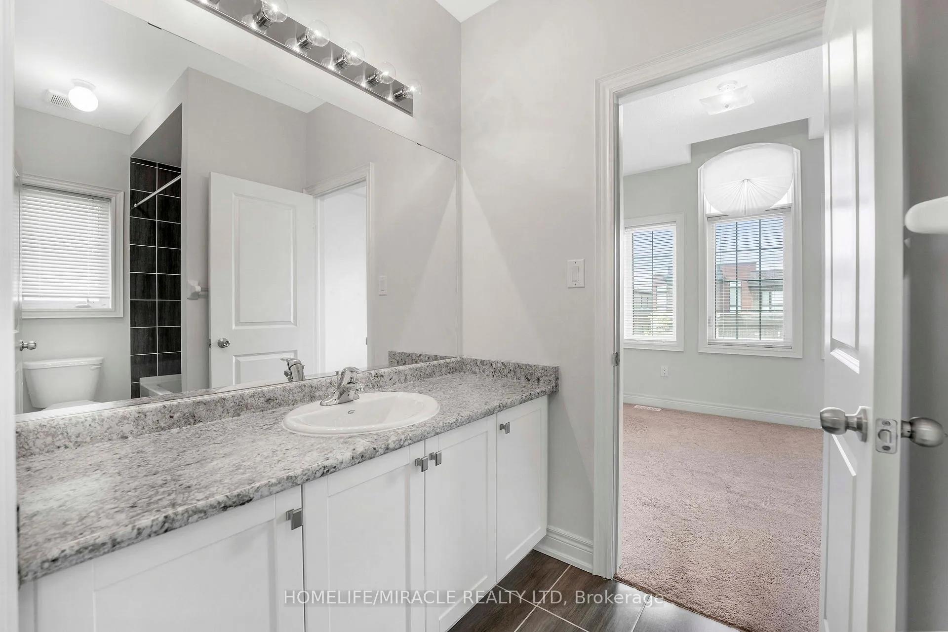 Photo 29 of 181 Boone Crescent, Vaughan, Kleinburg — HOMEH