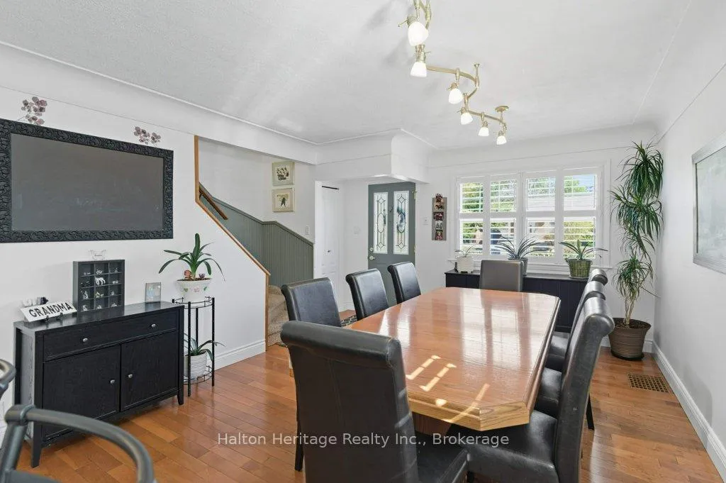 Photo 9 of 478 East 37th Street, Hamilton, Macassa — HOMEH