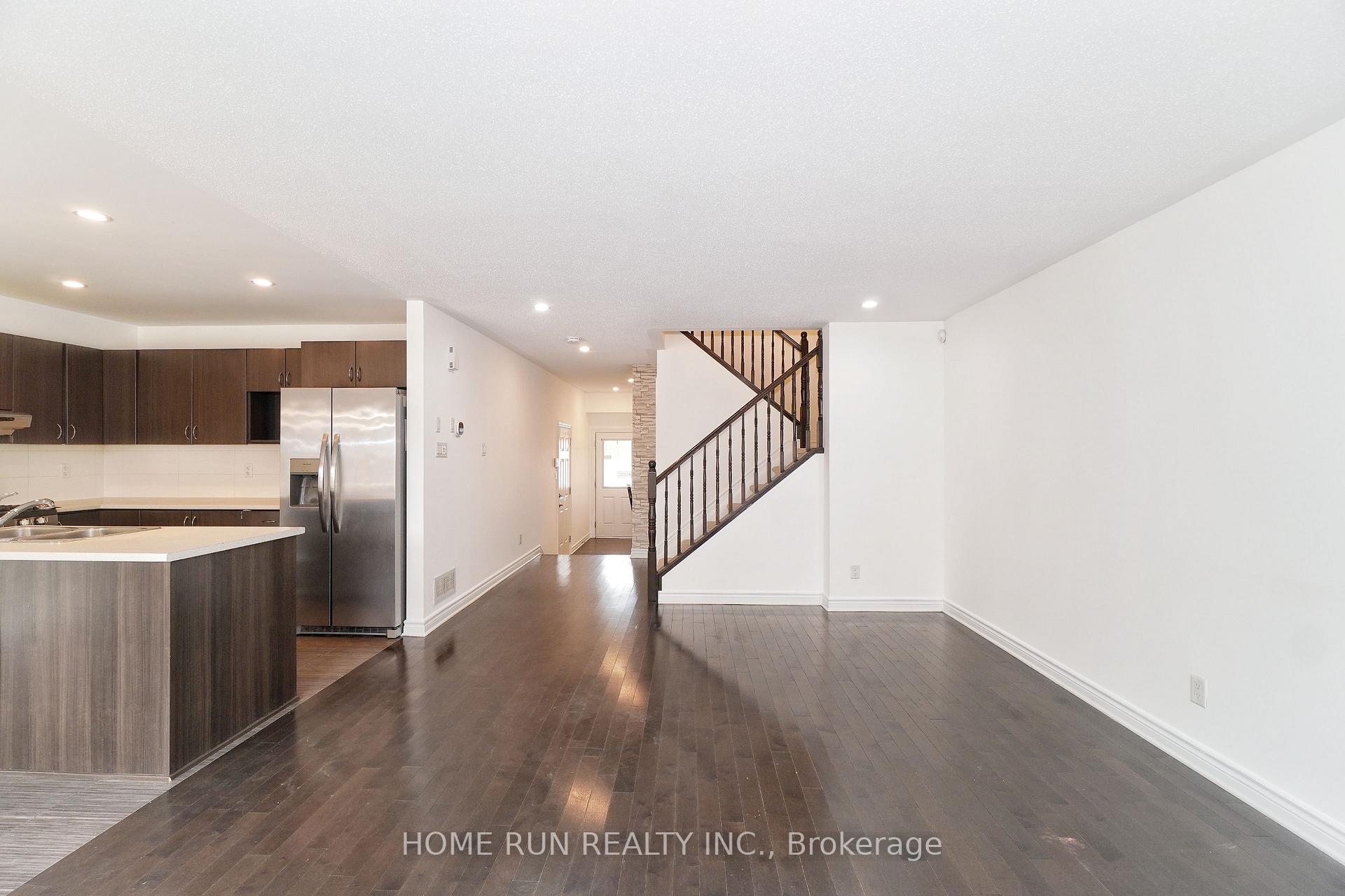 Photo 11 of 376 Balinroan Crescent, Ottawa, Barrhaven - Strandherd — HOMEH