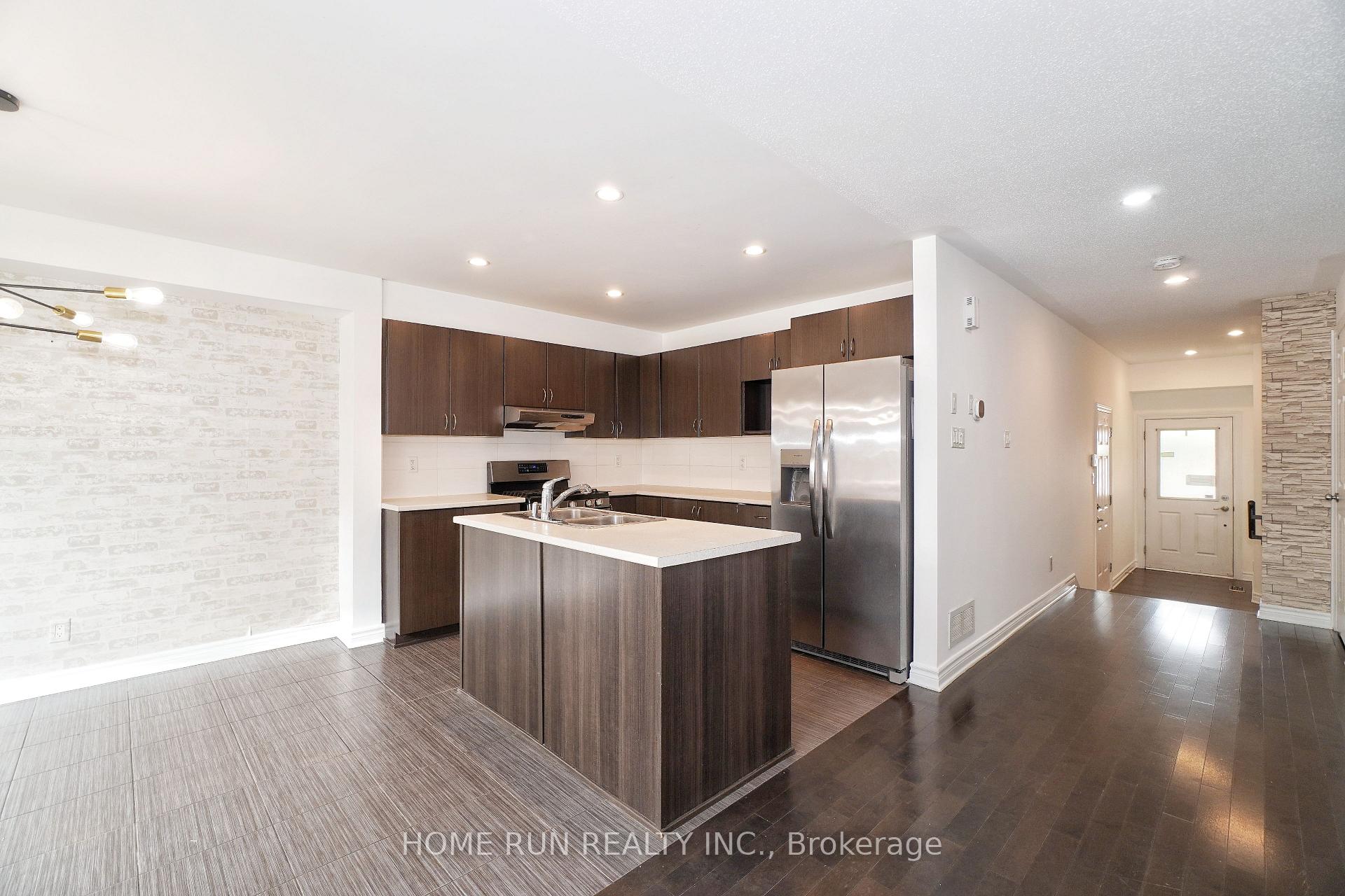 Photo 10 of 376 Balinroan Crescent, Ottawa, Barrhaven - Strandherd — HOMEH