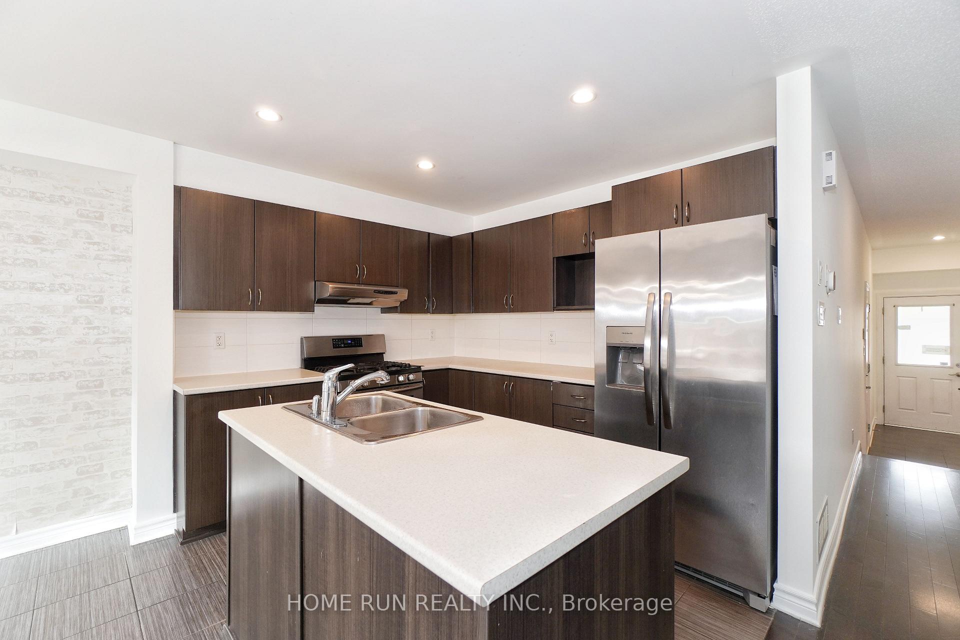 Photo 13 of 376 Balinroan Crescent, Ottawa, Barrhaven - Strandherd — HOMEH